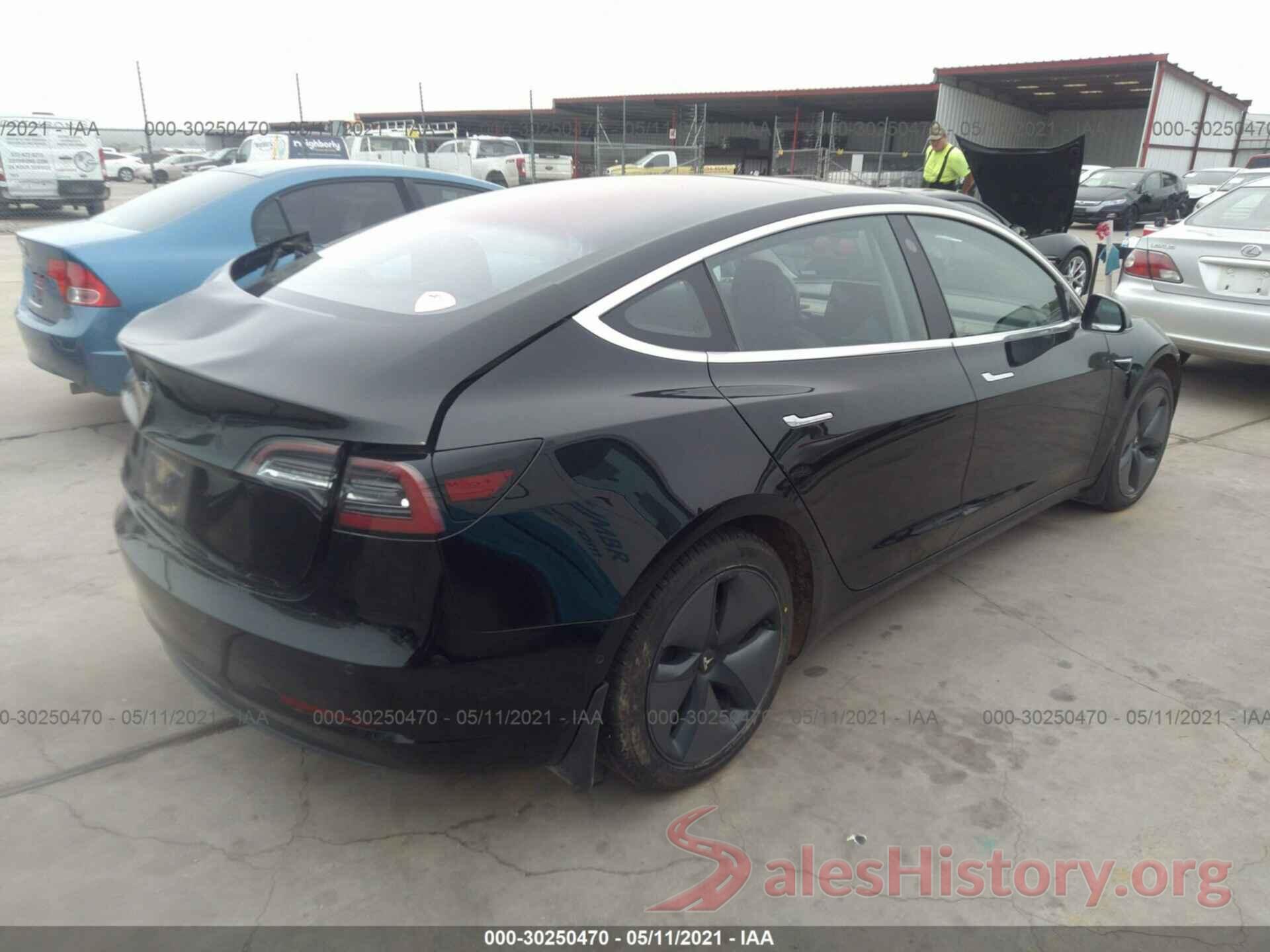 5YJ3E1EA4JF033673 2018 TESLA MODEL 3