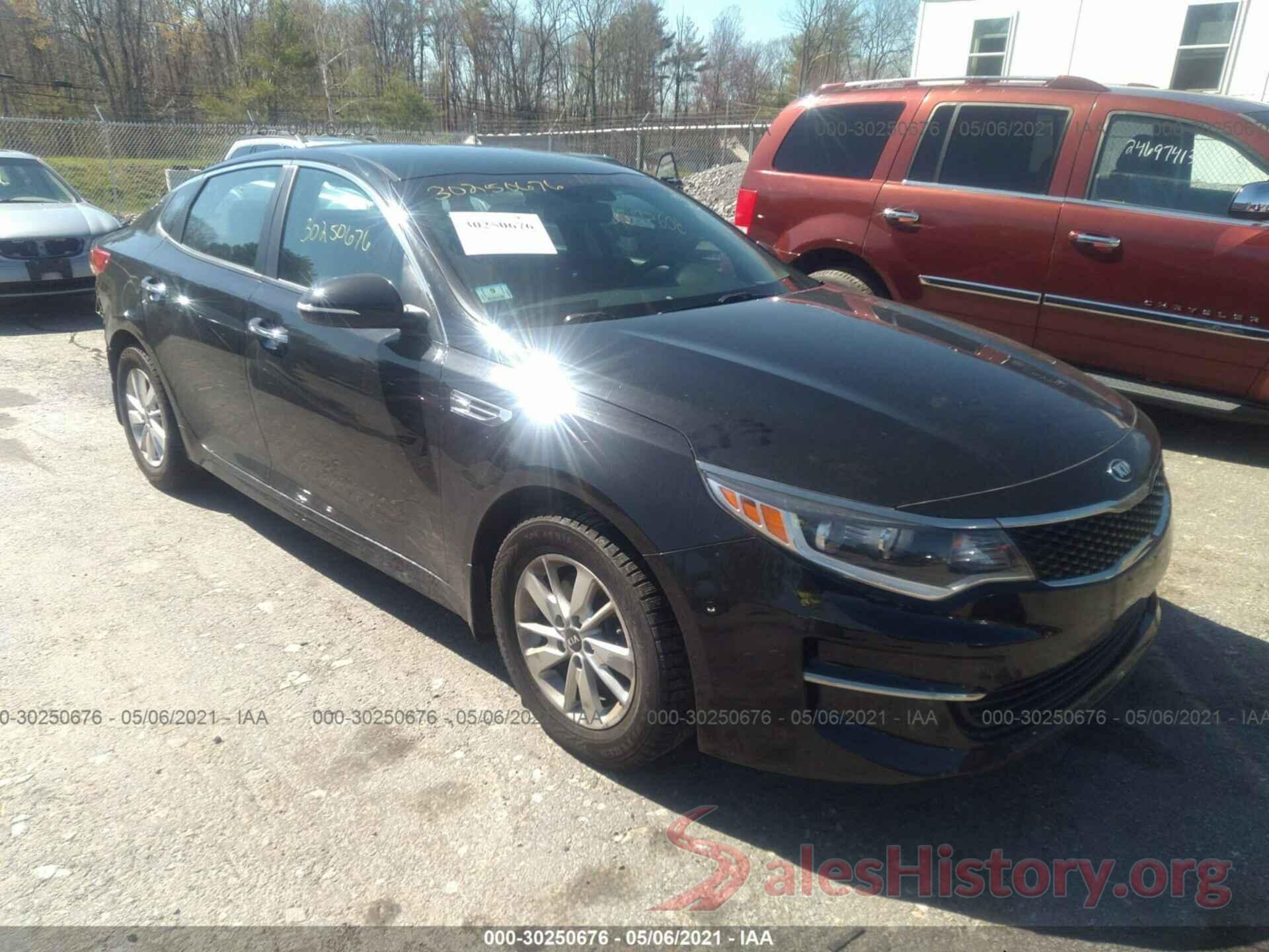 5XXGT4L3XHG164062 2017 KIA OPTIMA