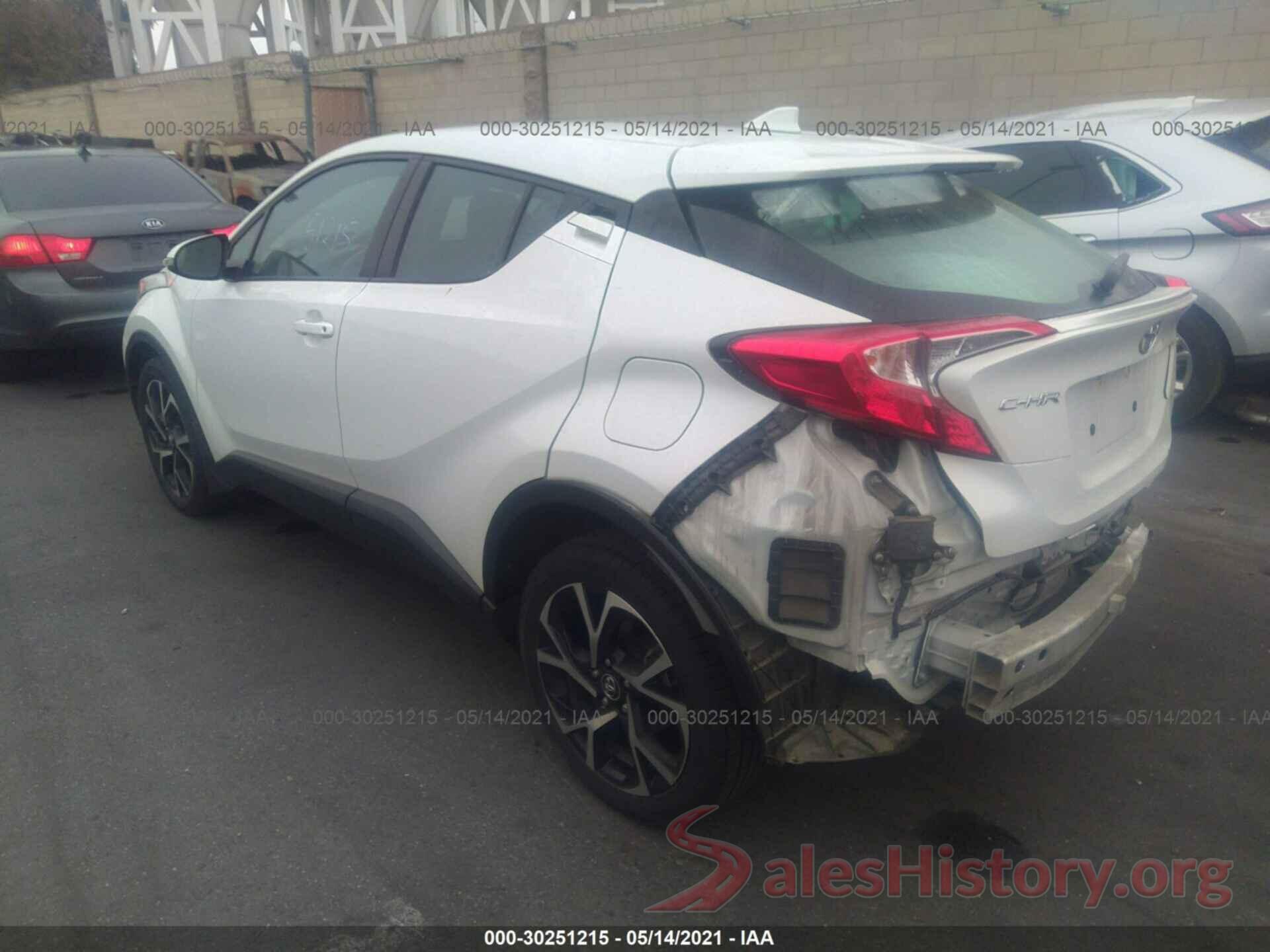 NMTKHMBX6JR059697 2018 TOYOTA C-HR