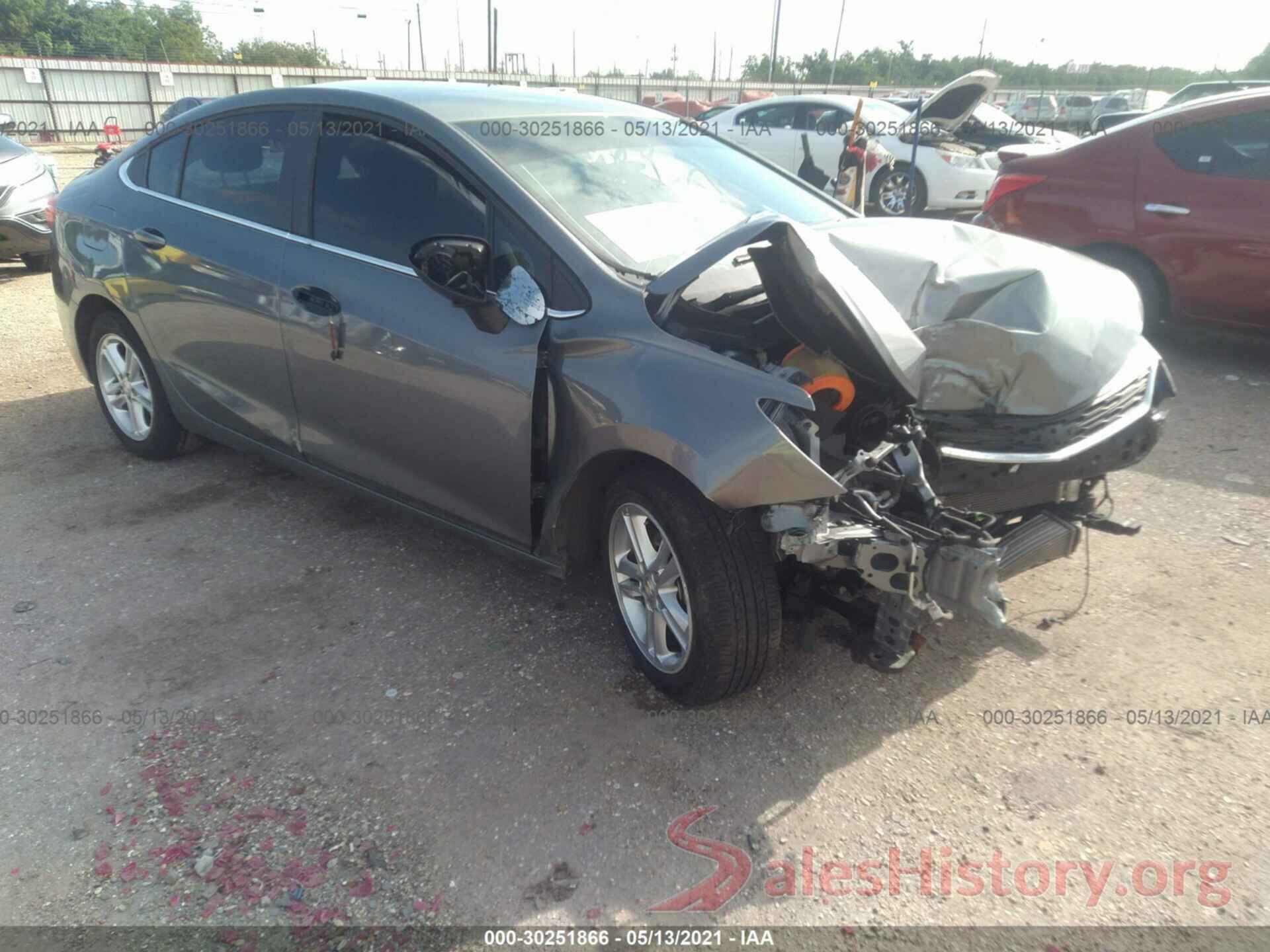 1G1BE5SM7J7248142 2018 CHEVROLET CRUZE