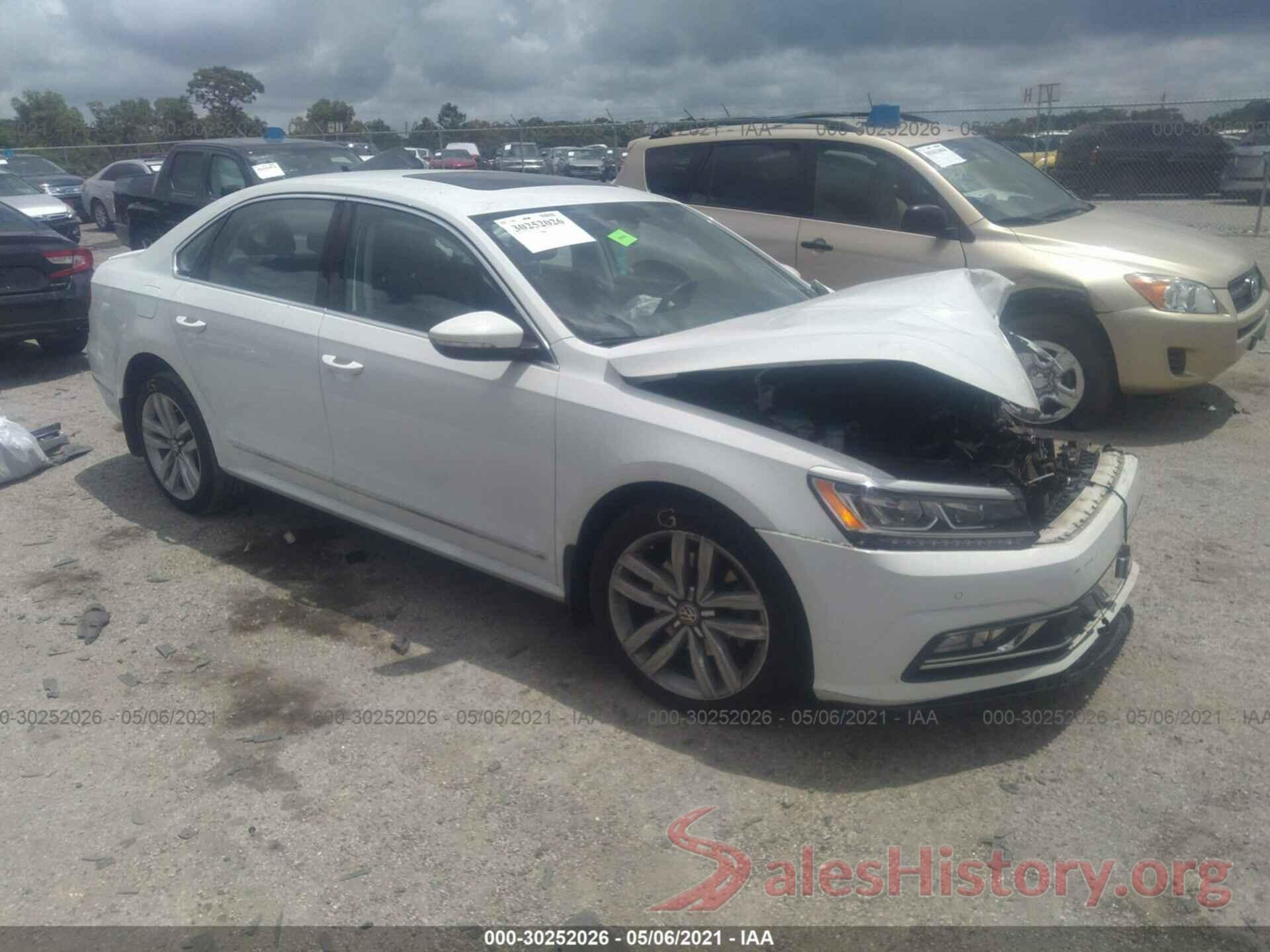 1VWGT7A32HC049876 2017 VOLKSWAGEN PASSAT