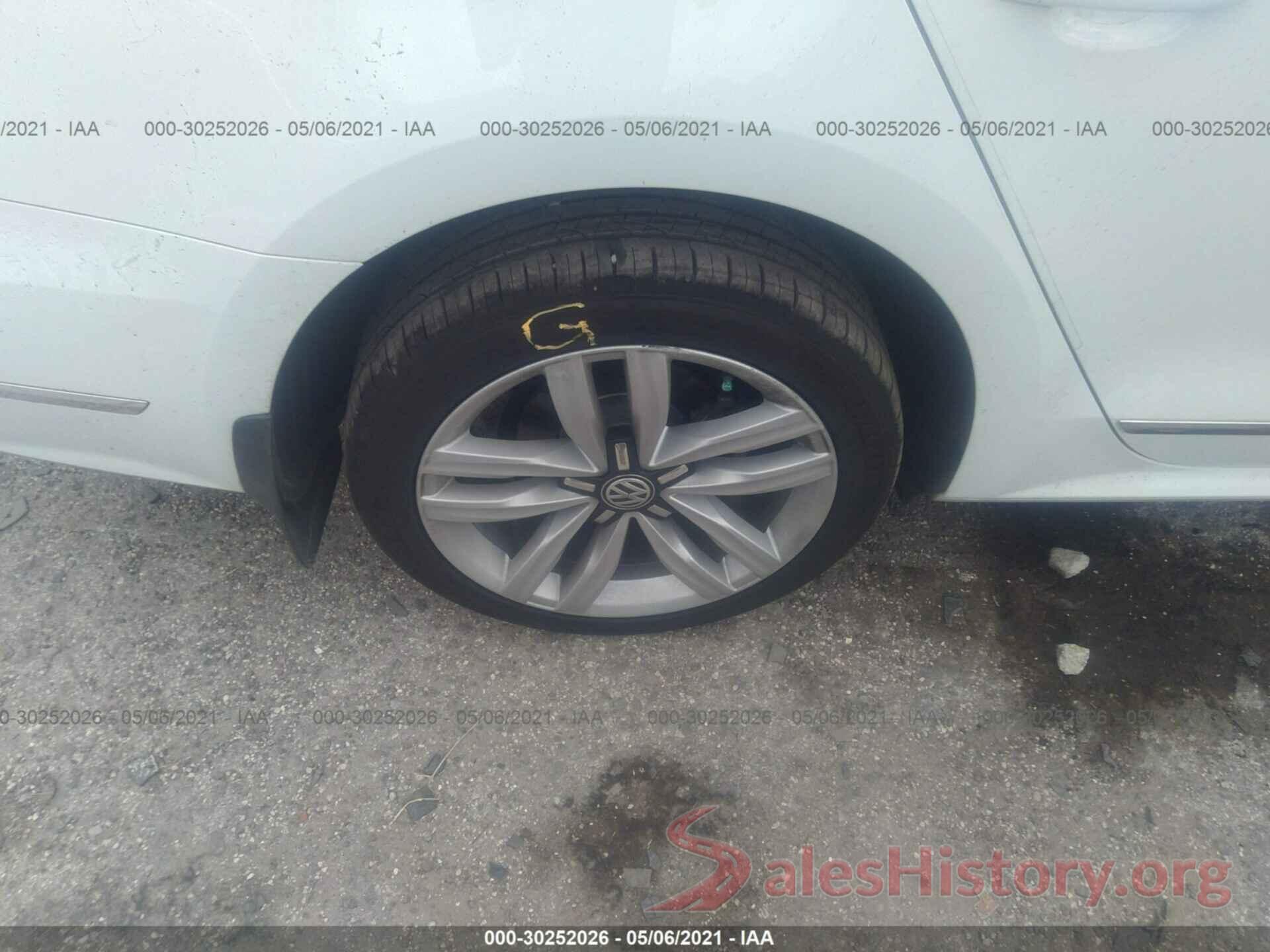 1VWGT7A32HC049876 2017 VOLKSWAGEN PASSAT