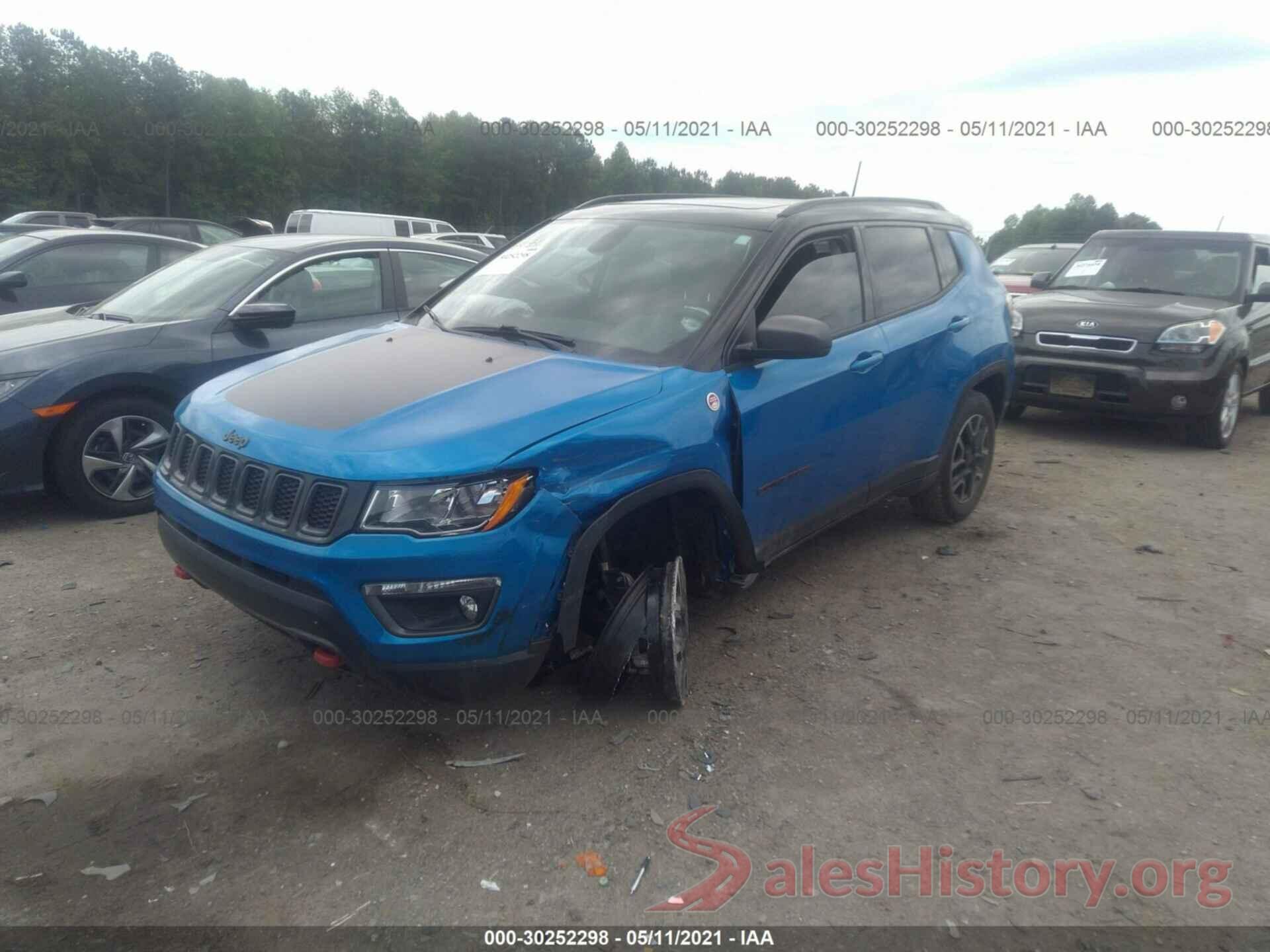 3C4NJDDB1KT682477 2019 JEEP COMPASS