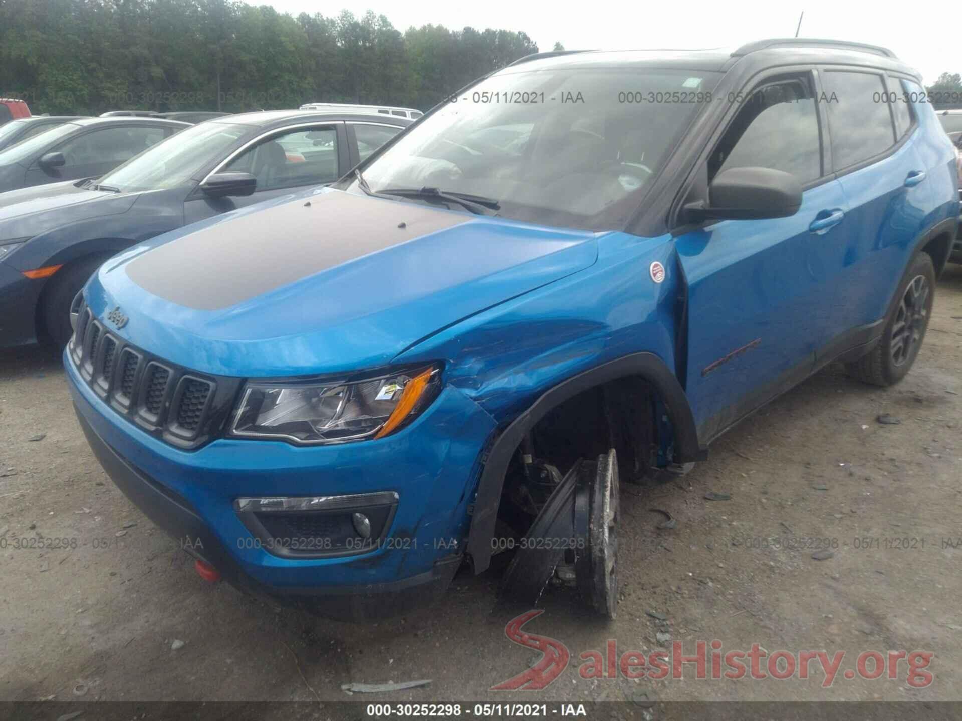 3C4NJDDB1KT682477 2019 JEEP COMPASS