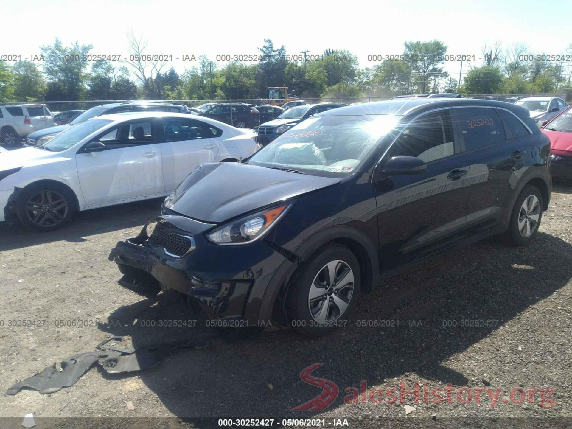 KNDCB3LC4J5158716 2018 KIA NIRO