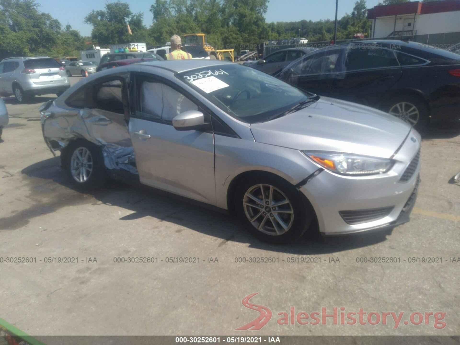 1FADP3F28JL291778 2018 FORD FOCUS