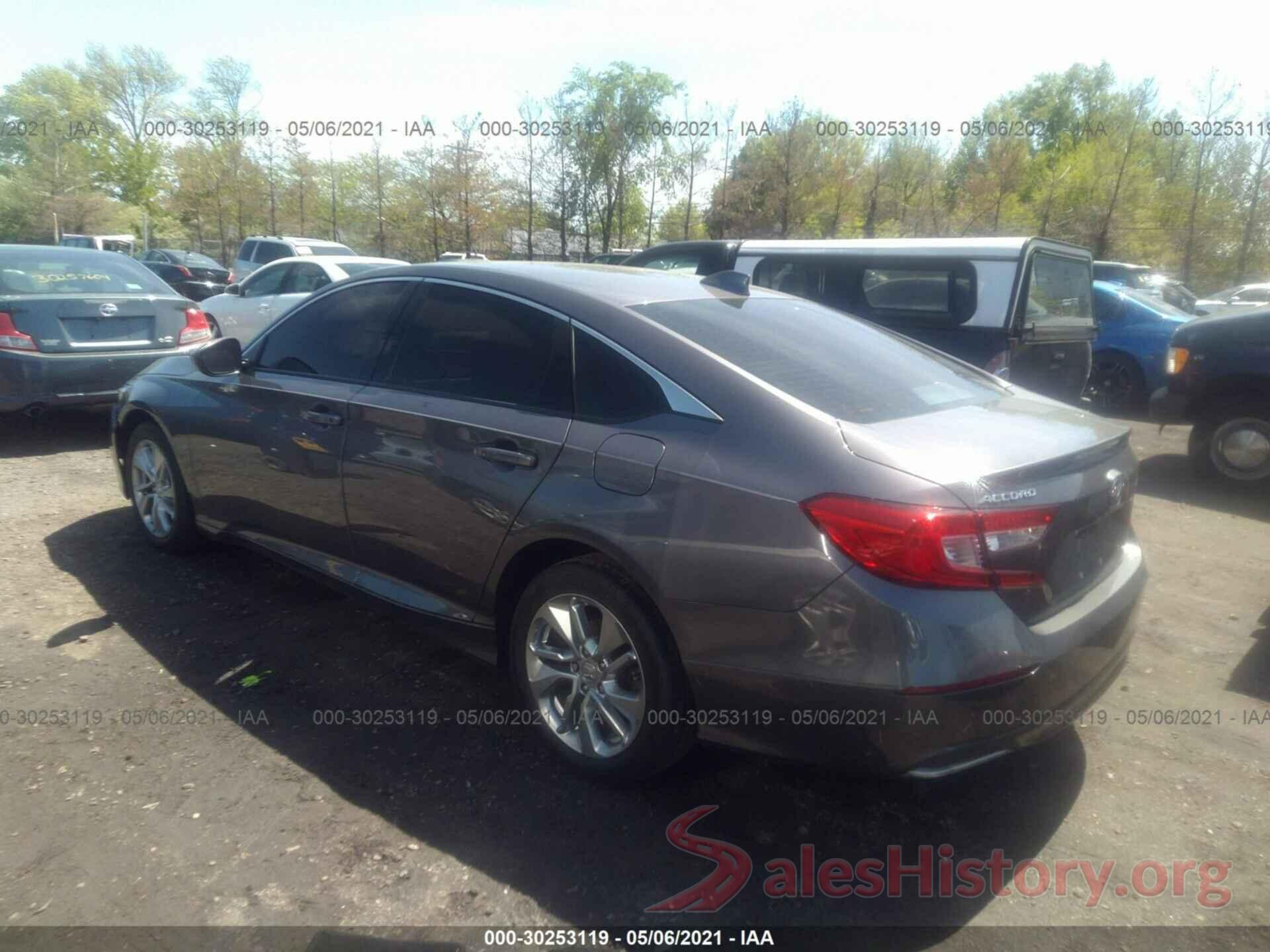 1HGCV1F19JA165790 2018 HONDA ACCORD SEDAN