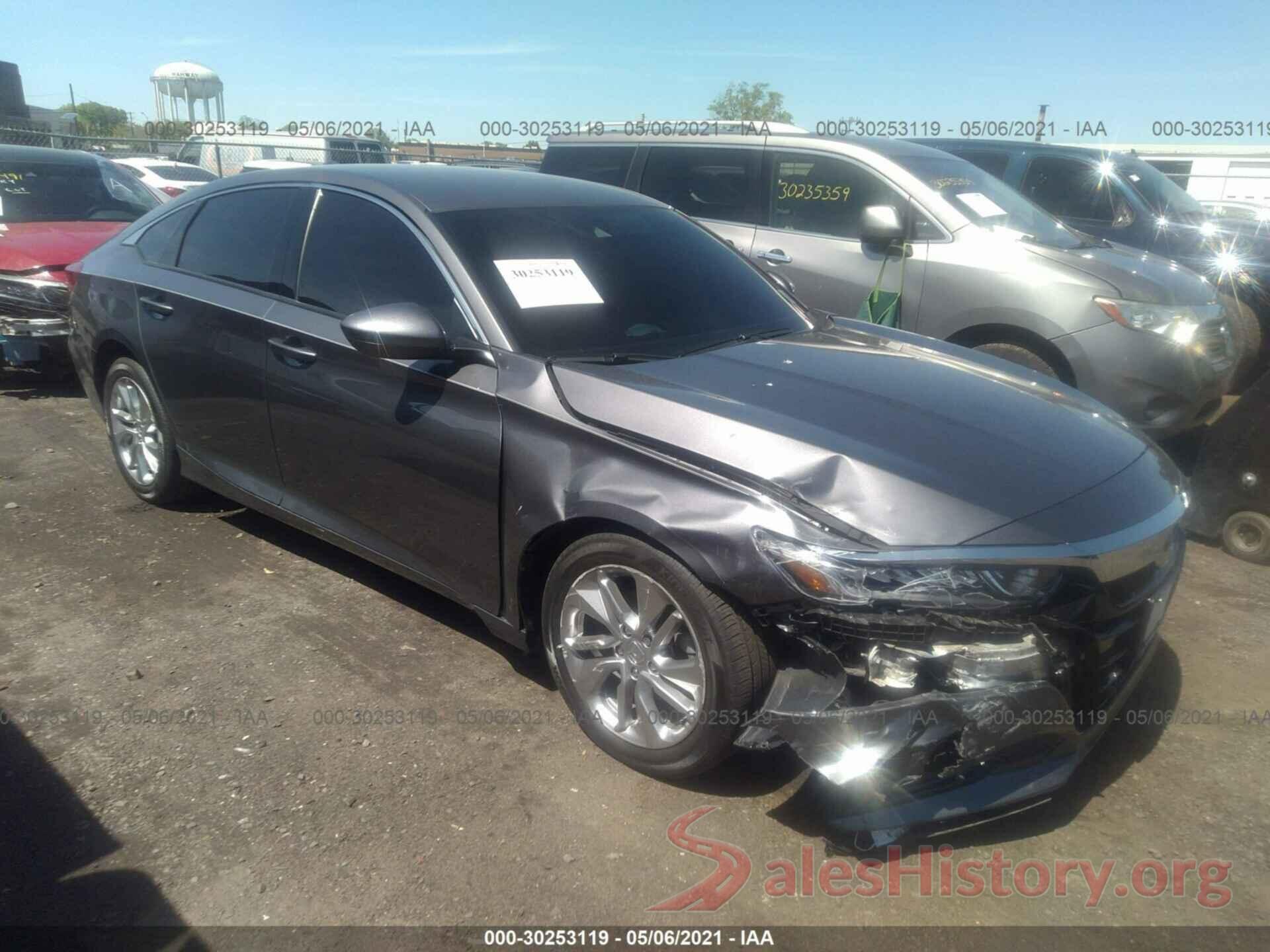 1HGCV1F19JA165790 2018 HONDA ACCORD SEDAN