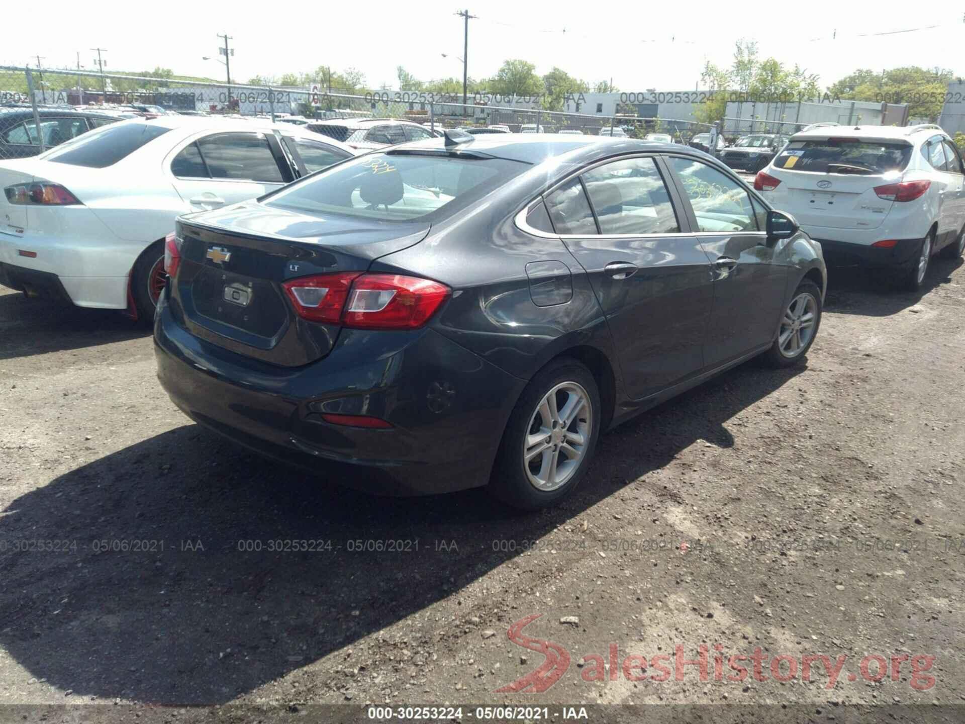 1G1BE5SM8J7113851 2018 CHEVROLET CRUZE