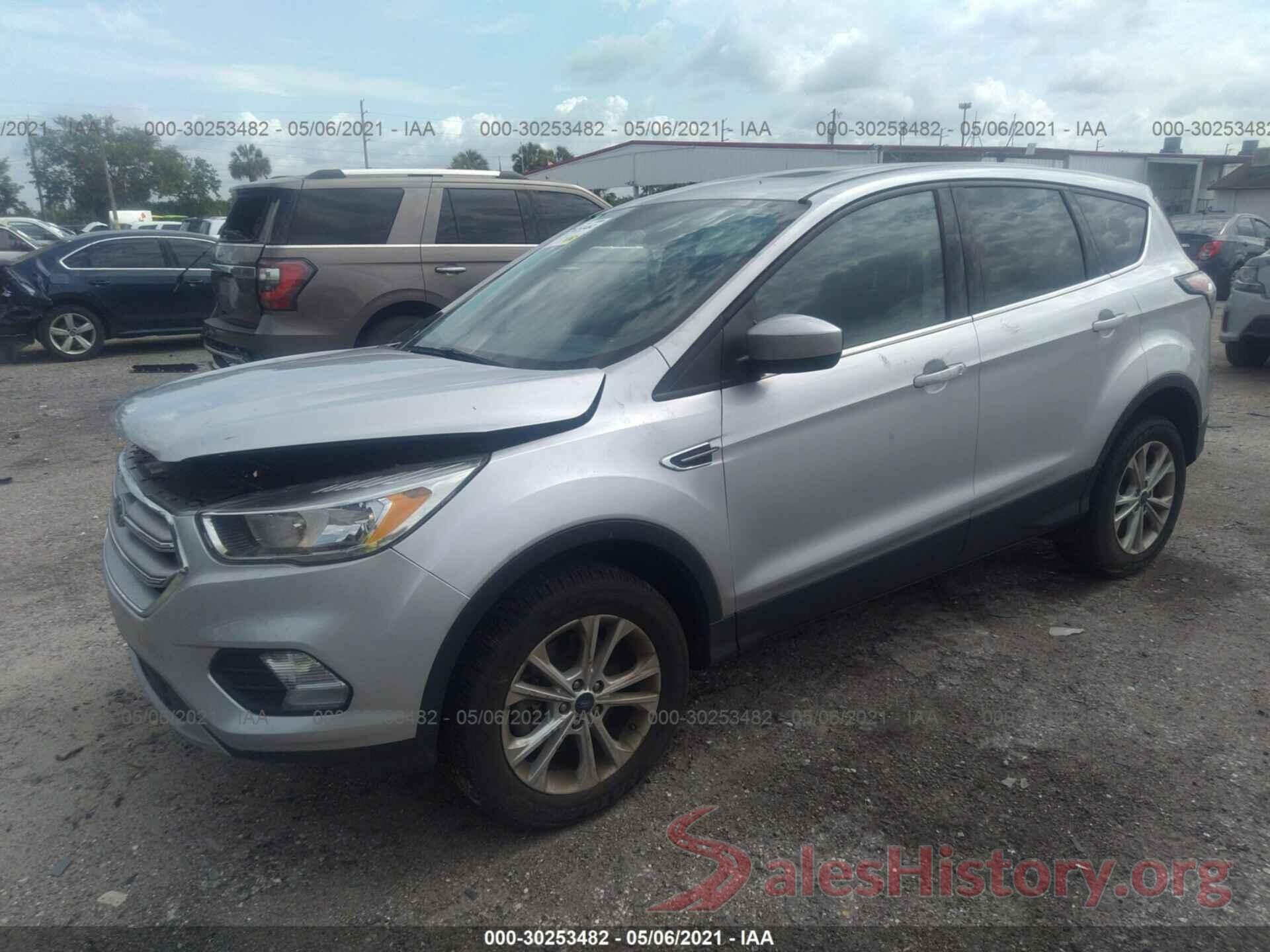 1FMCU9G99HUC03639 2017 FORD ESCAPE