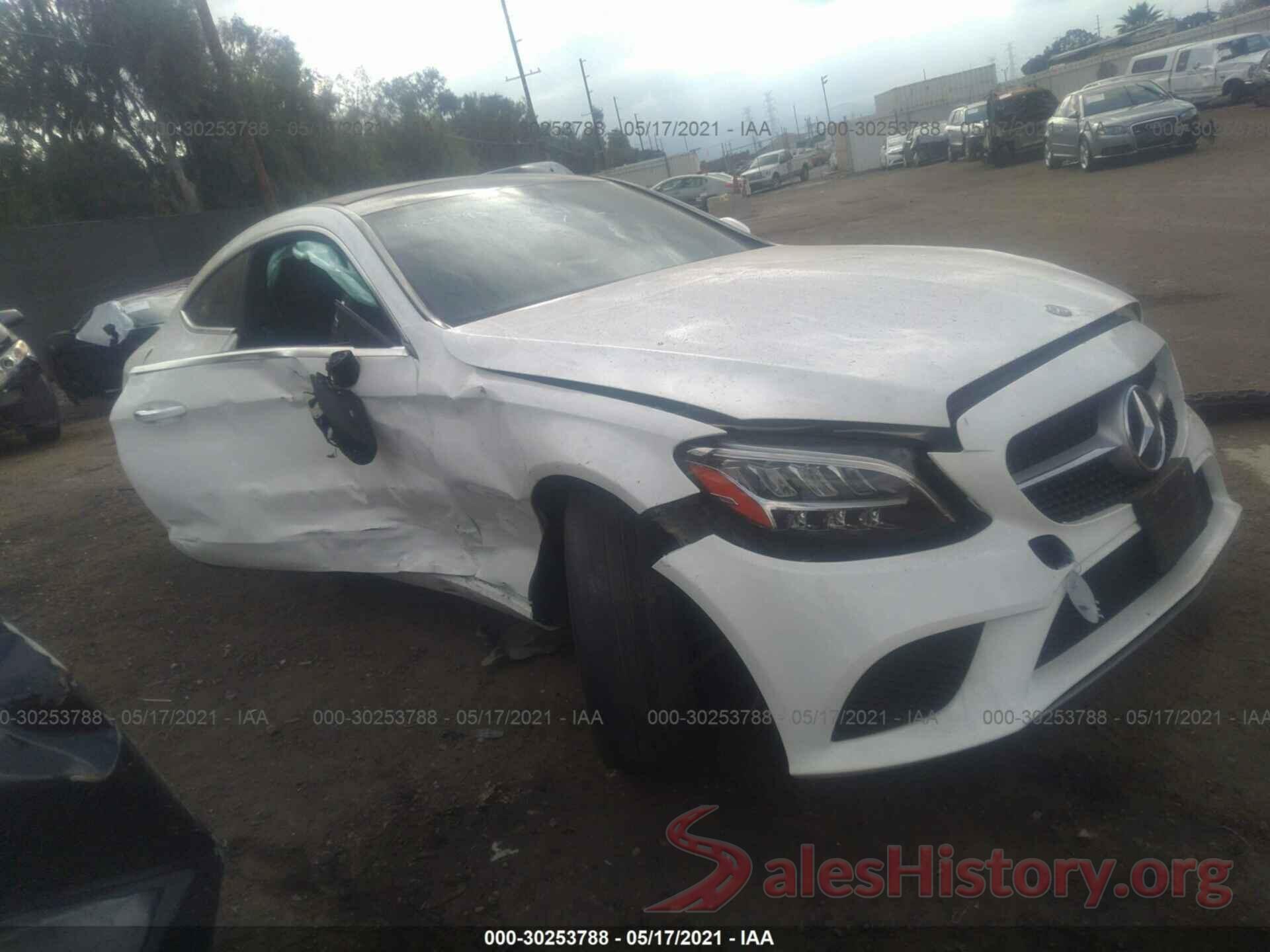 WDDWJ8DB6KF778360 2019 MERCEDES-BENZ C-CLASS