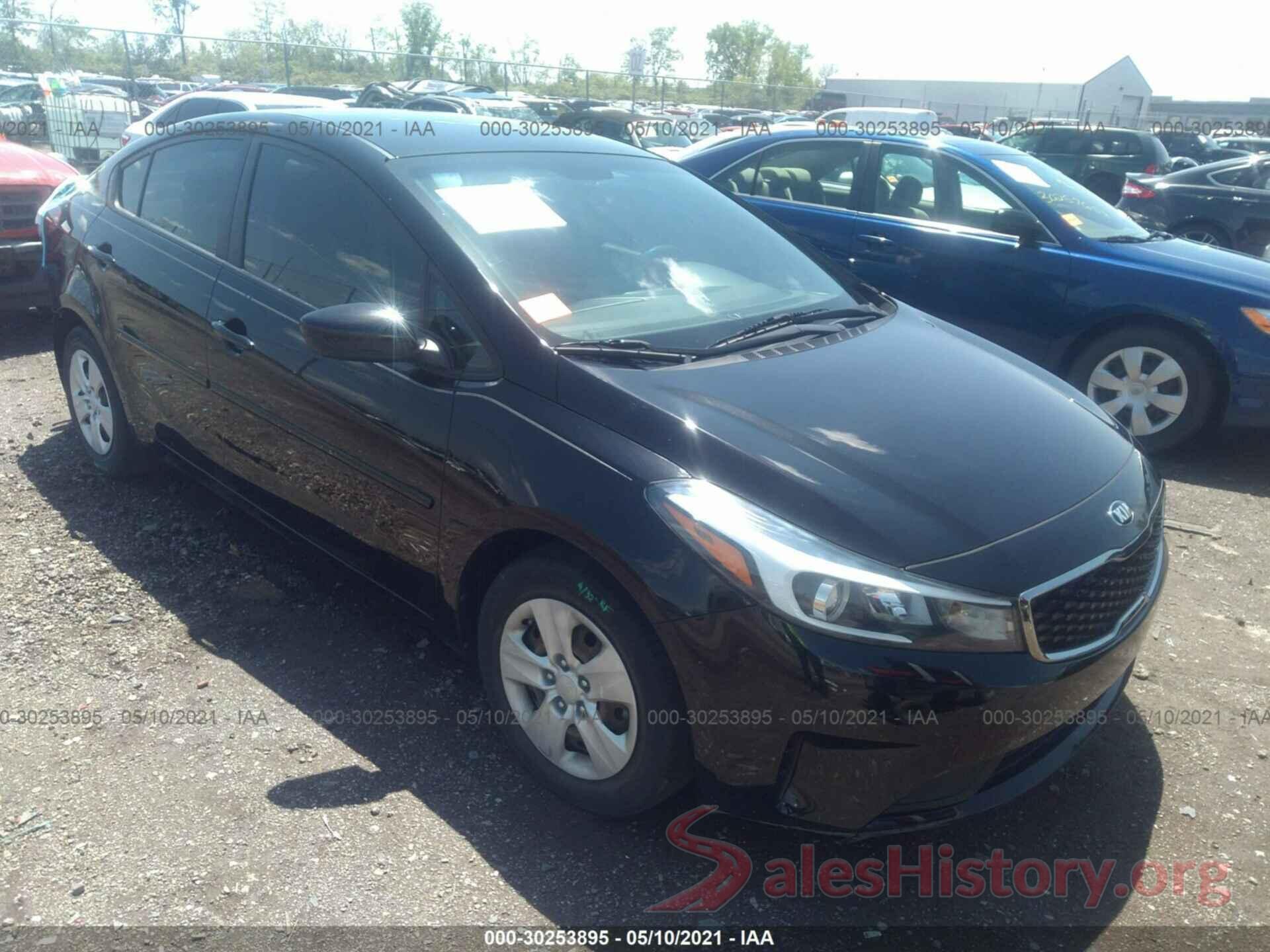 3KPFL4A75HE038850 2017 KIA FORTE