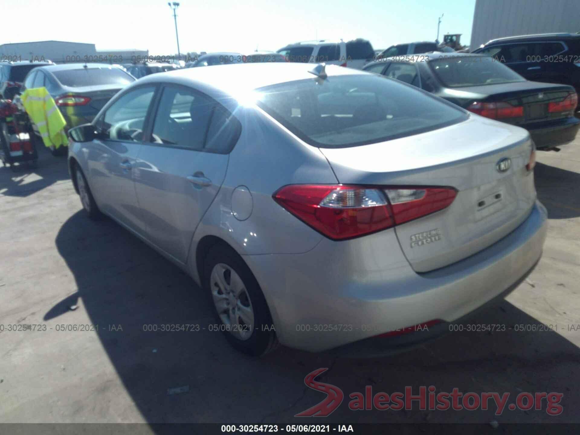 KNAFK4A68G5582387 2016 KIA FORTE