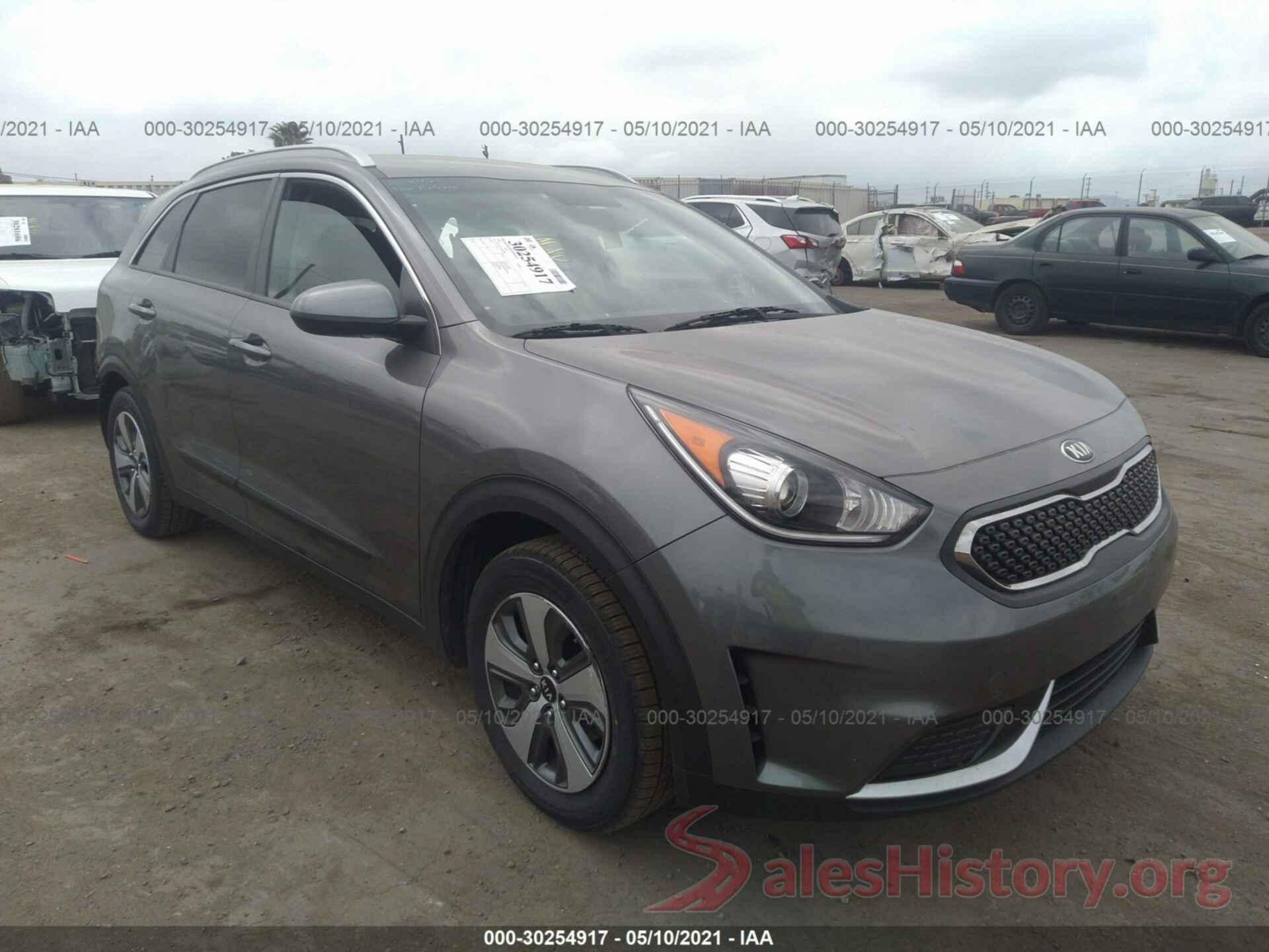 KNDCB3LC0J5164688 2018 KIA NIRO