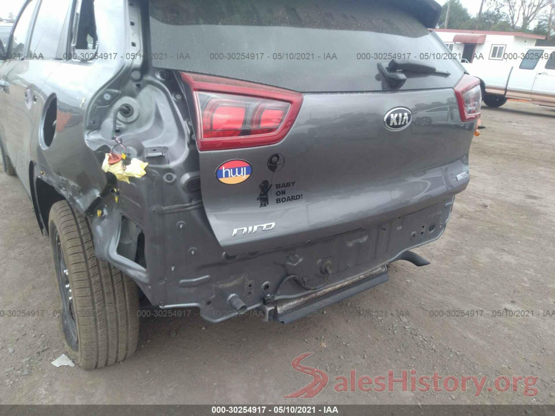 KNDCB3LC0J5164688 2018 KIA NIRO