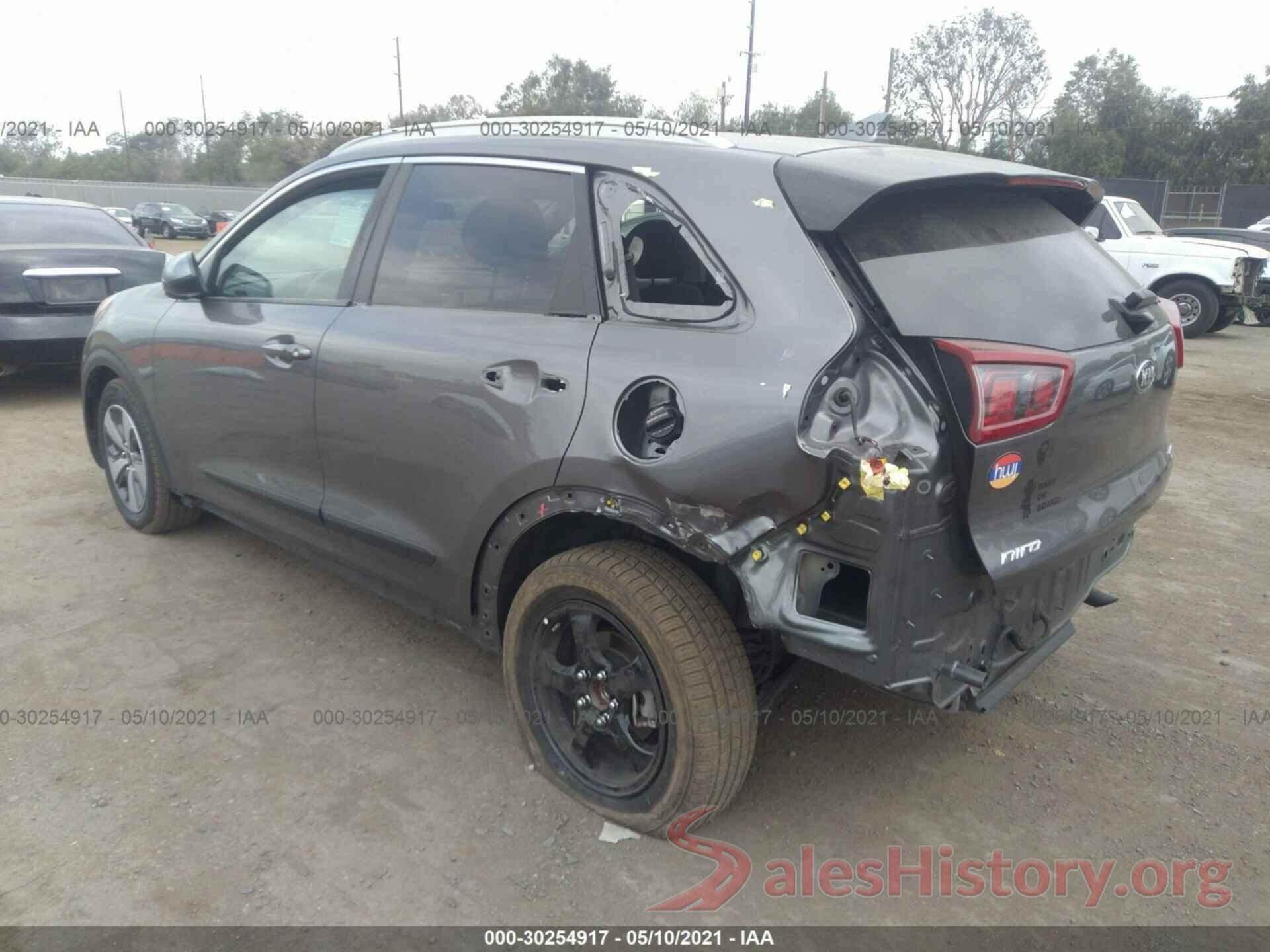 KNDCB3LC0J5164688 2018 KIA NIRO