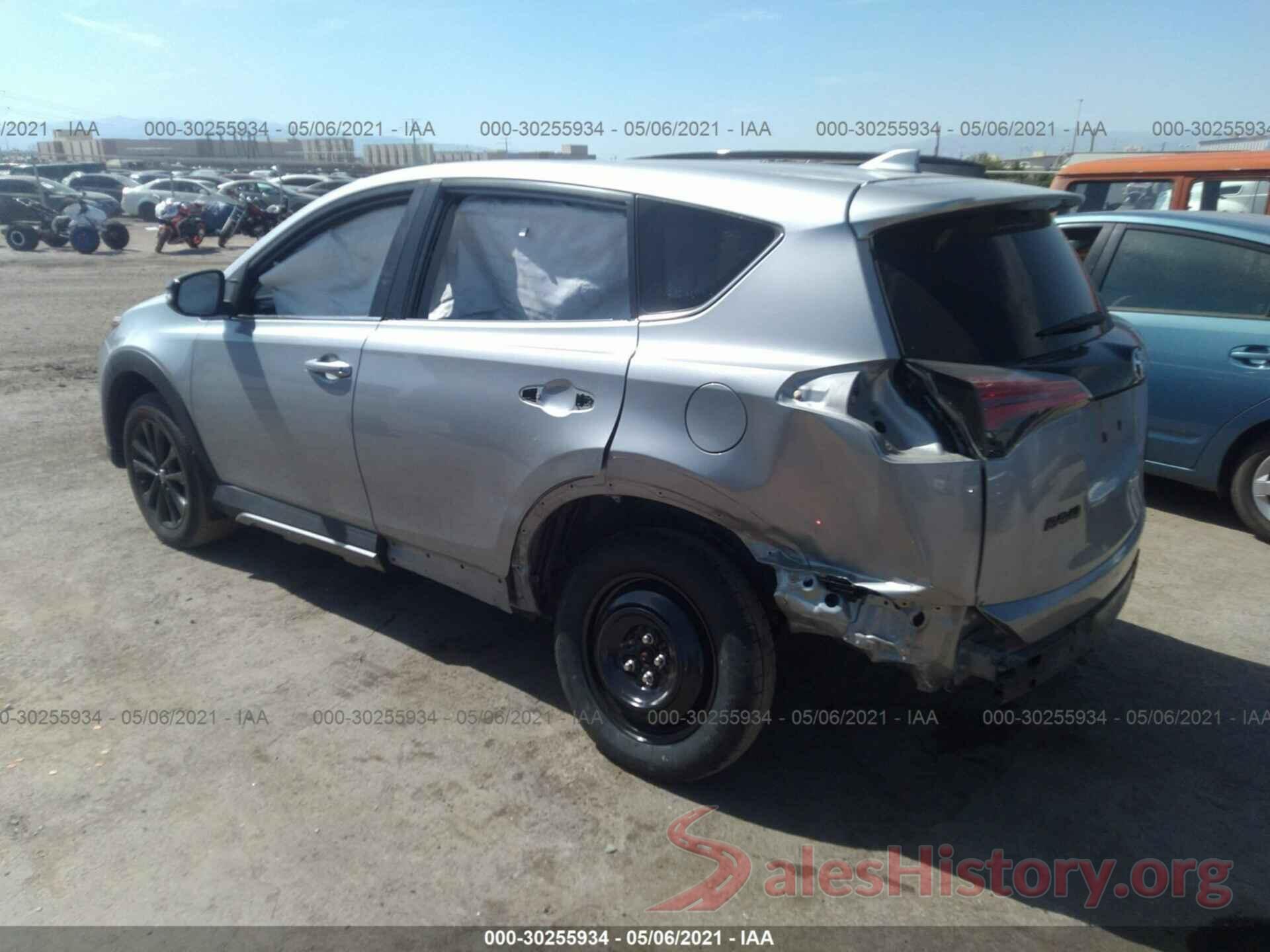 2T3RFREV5JW751137 2018 TOYOTA RAV4