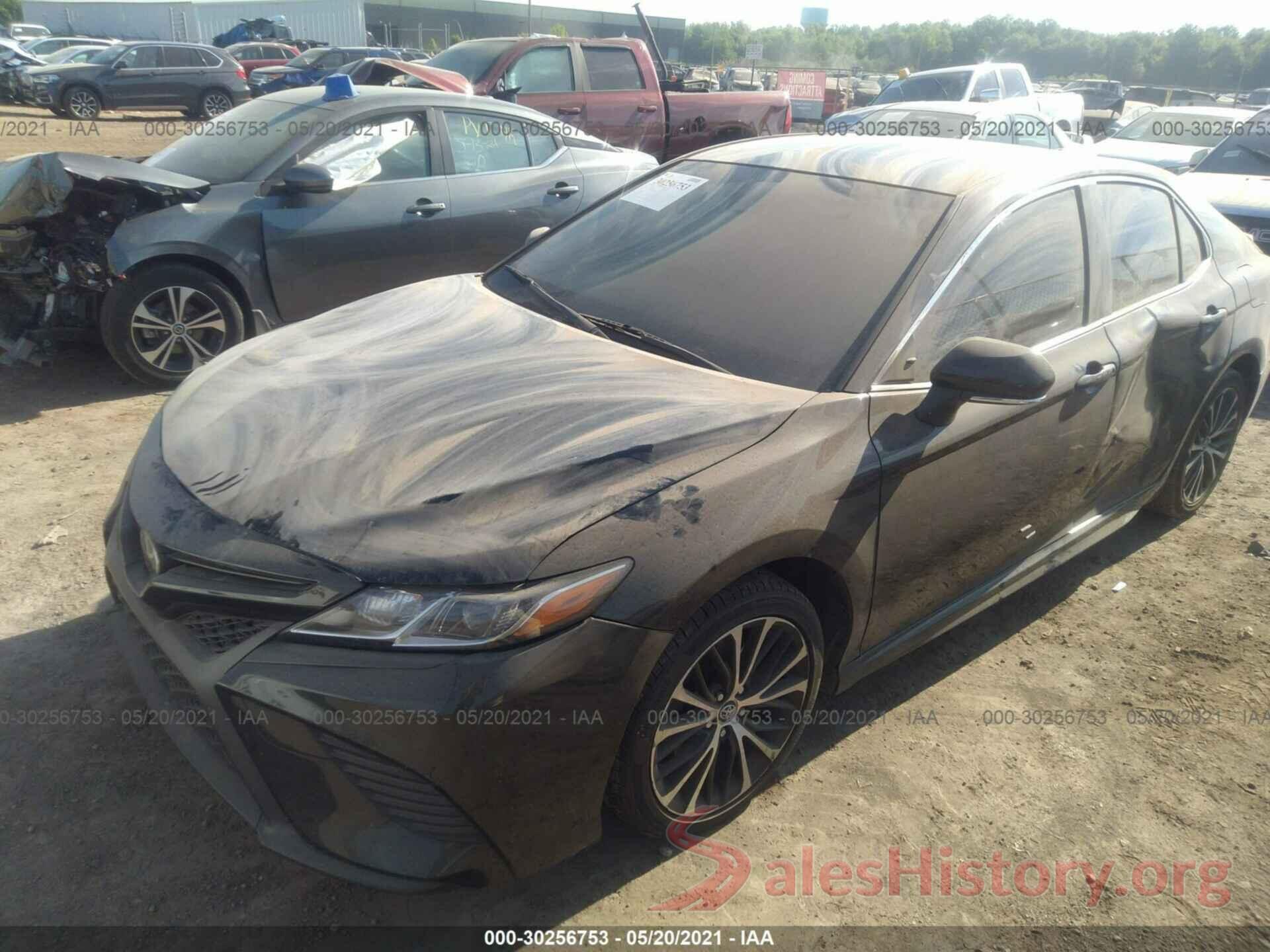 JTNB11HK9J3020499 2018 TOYOTA CAMRY