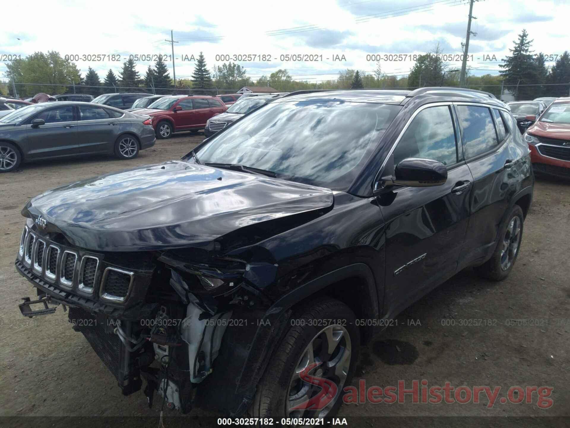 3C4NJDCB7KT638632 2019 JEEP COMPASS