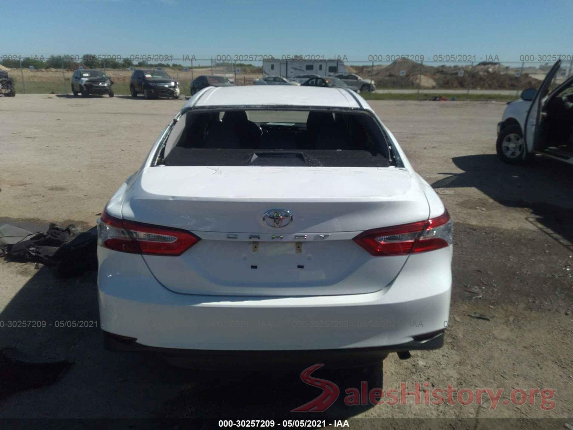 4T1B11HK7JU531171 2018 TOYOTA CAMRY