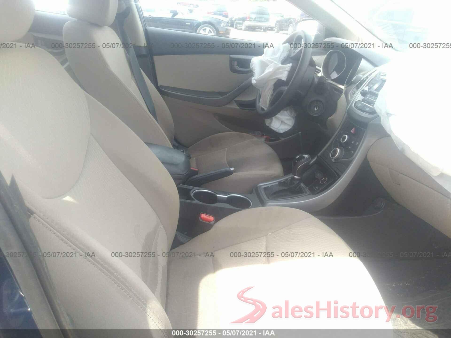 5NPDH4AE5GH793871 2016 HYUNDAI ELANTRA