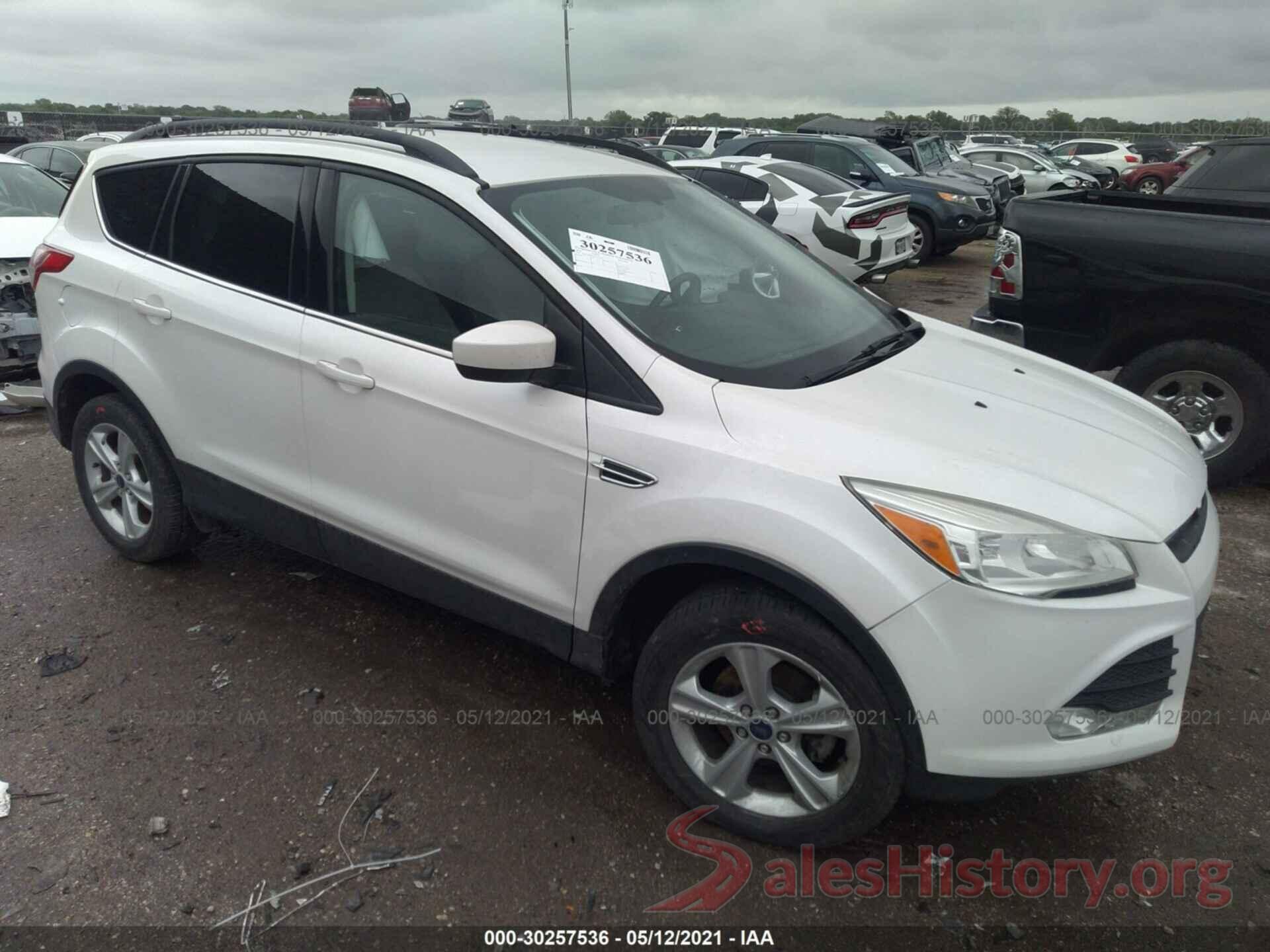 1FMCU0GX5GUA20747 2016 FORD ESCAPE