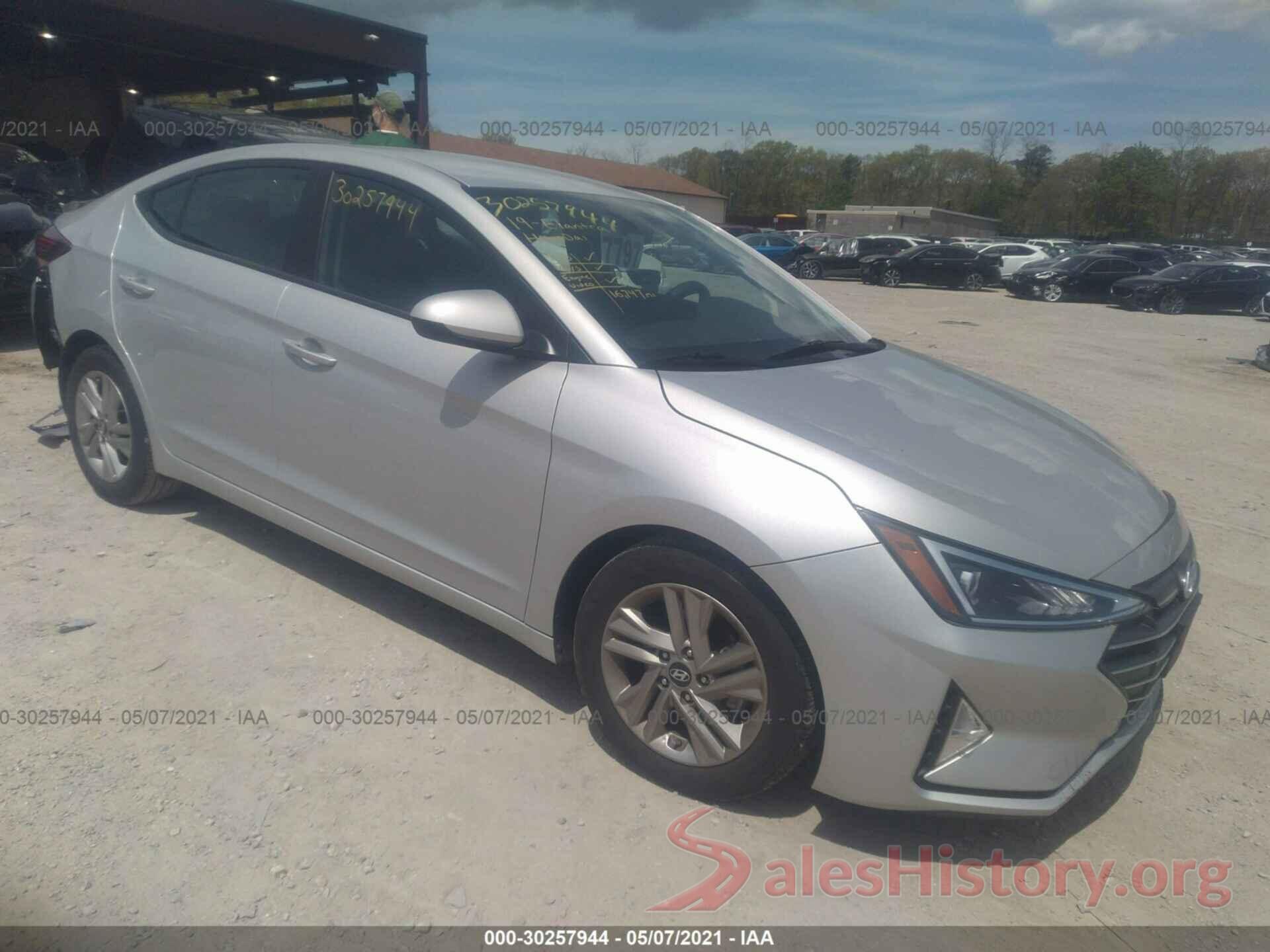 5NPD84LFXKH478501 2019 HYUNDAI ELANTRA