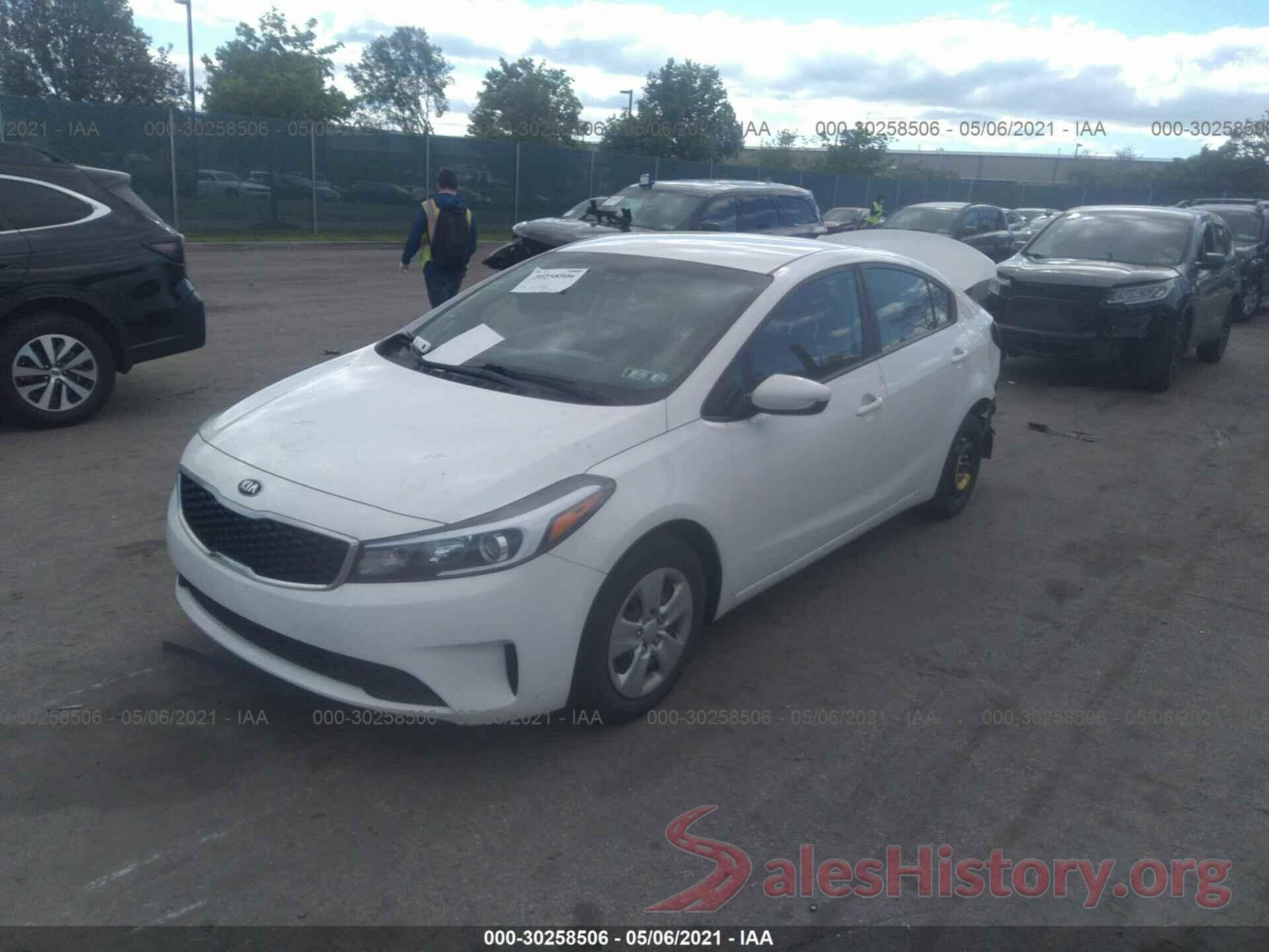 3KPFK4A79HE161036 2017 KIA FORTE