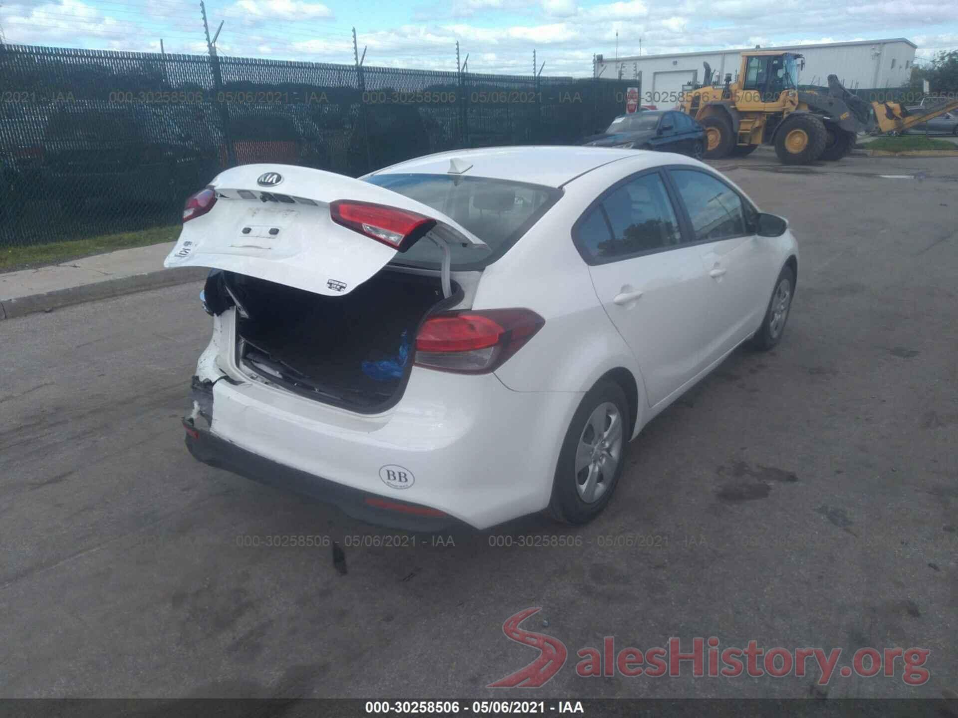 3KPFK4A79HE161036 2017 KIA FORTE