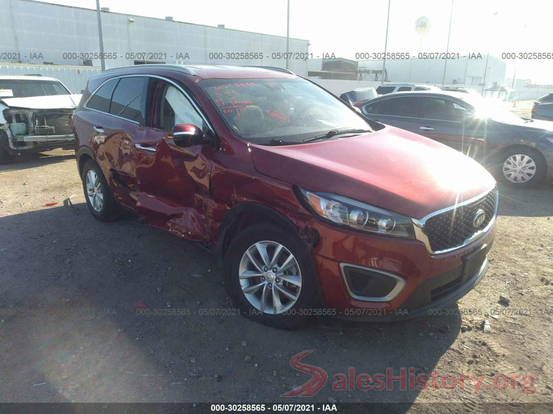 5XYPG4A33GG145967 2016 KIA SORENTO