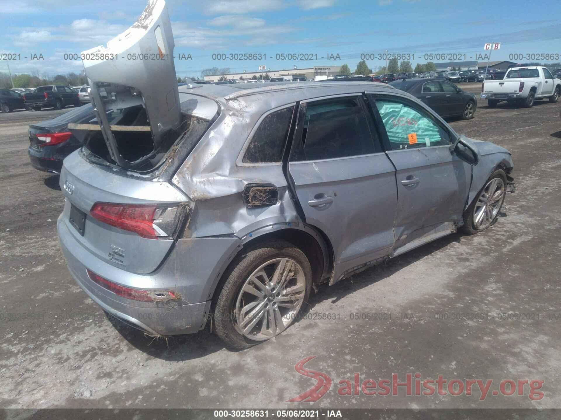 WA1BNAFY8J2070231 2018 AUDI Q5