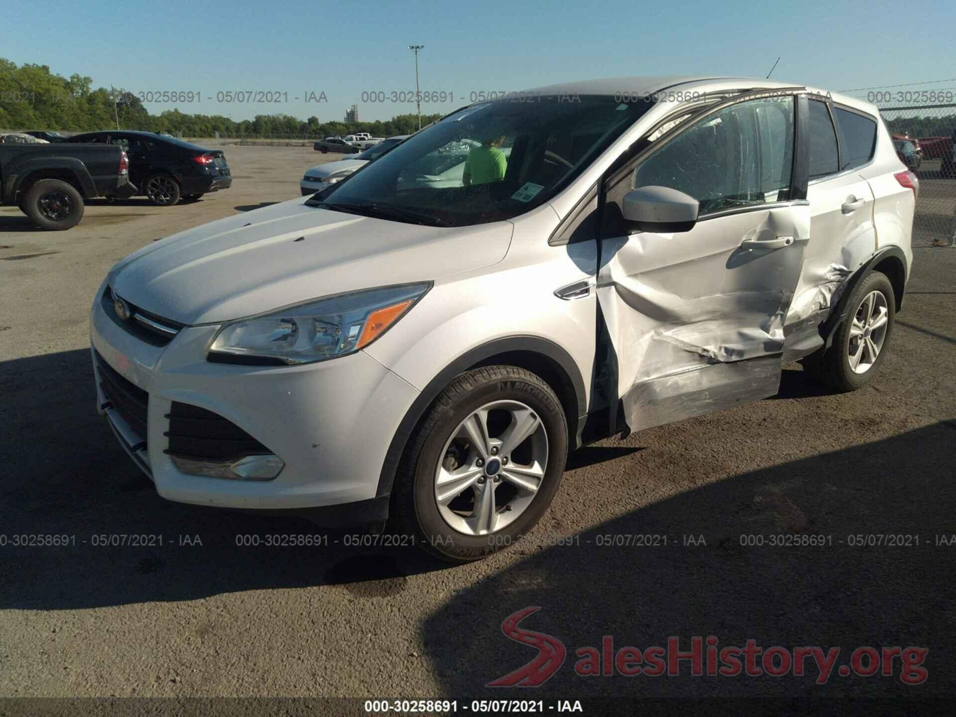 1FMCU0G7XGUB89095 2016 FORD ESCAPE