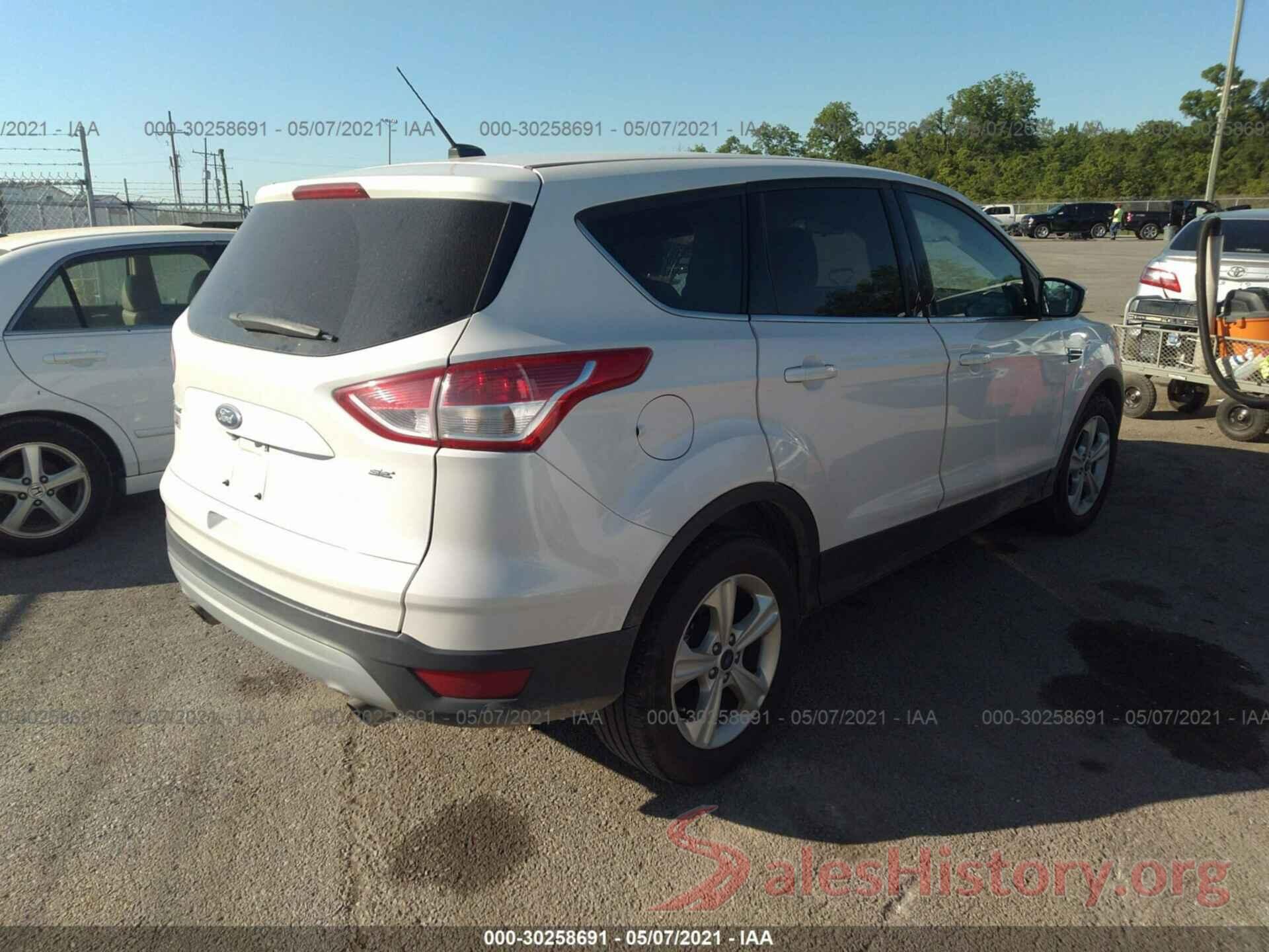 1FMCU0G7XGUB89095 2016 FORD ESCAPE