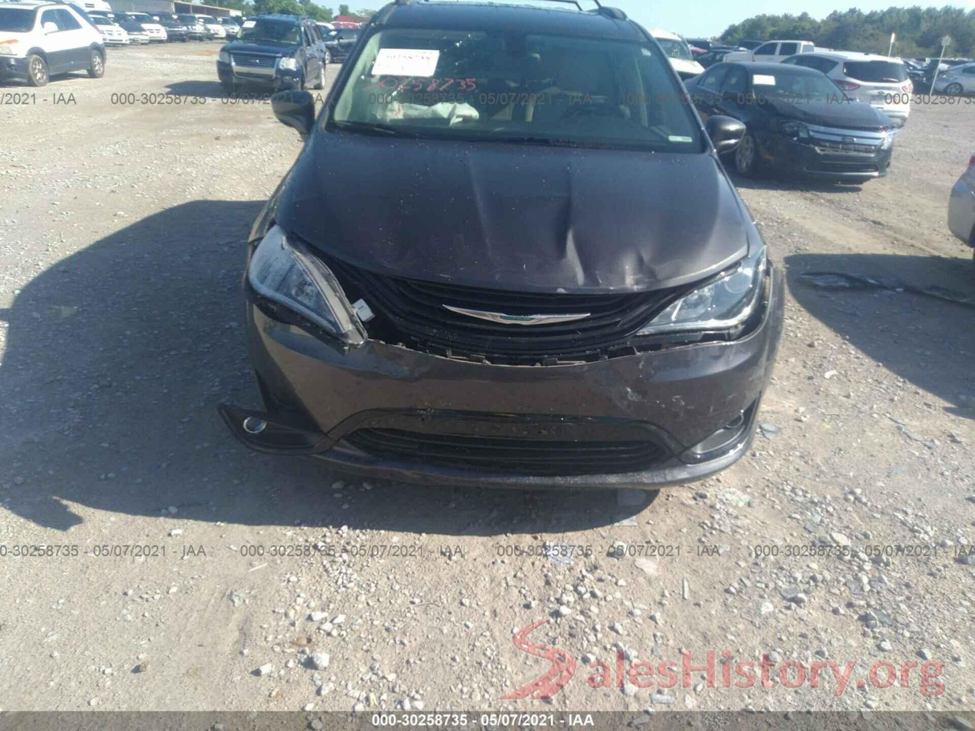 2C4RC1H7XJR355271 2018 CHRYSLER PACIFICA