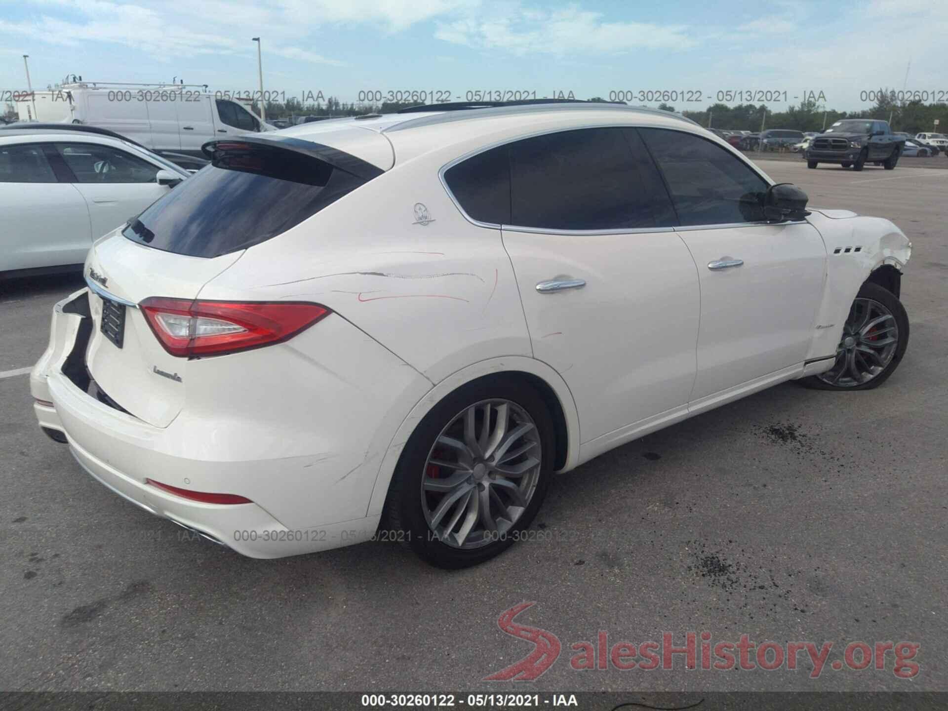 ZN661XUL8JX285798 2018 MASERATI LEVANTE