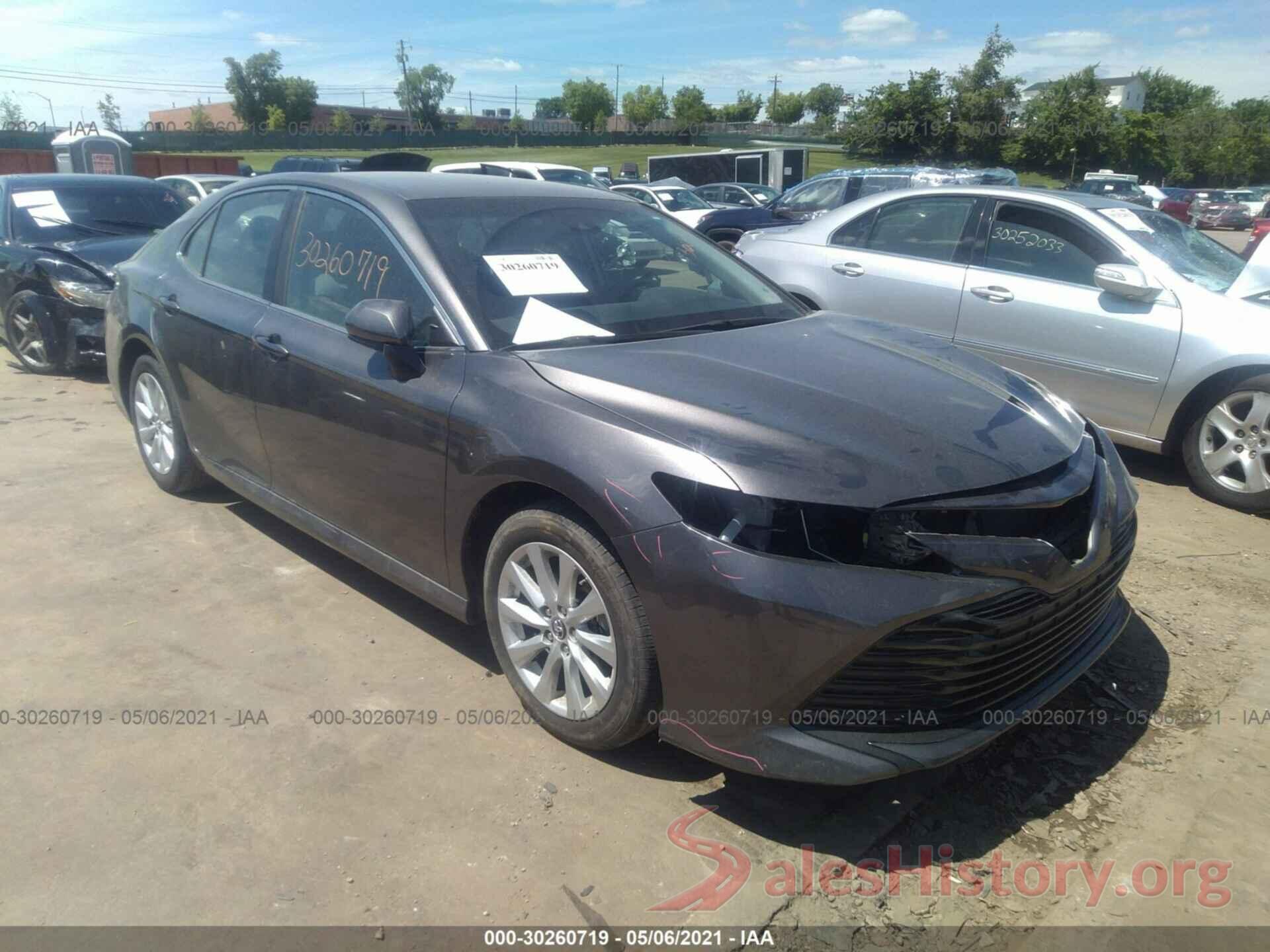 4T1B11HKXJU619549 2018 TOYOTA CAMRY