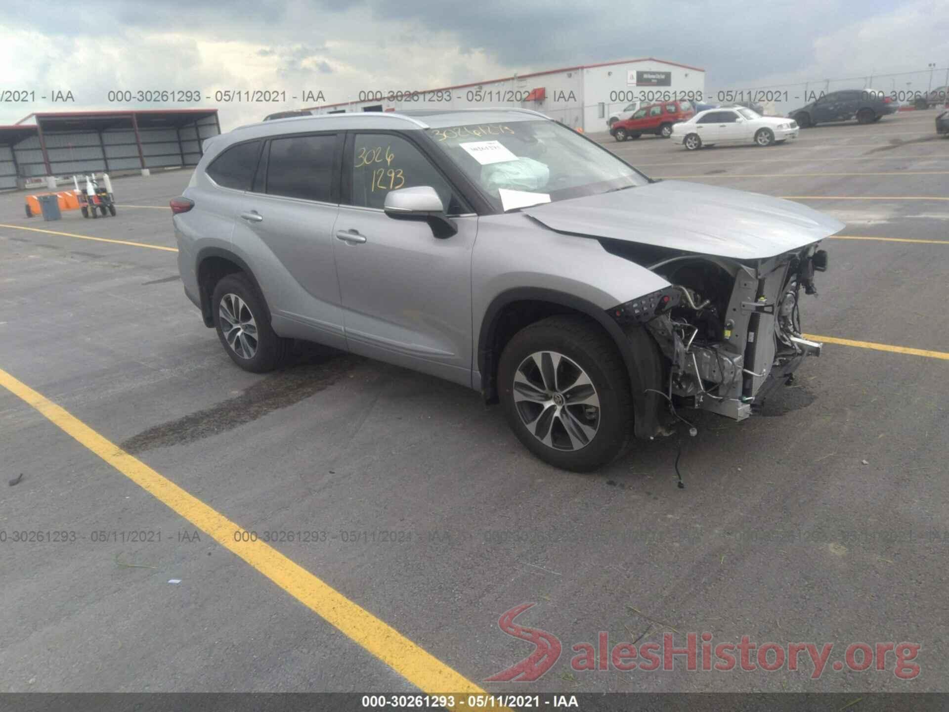 5TDGZRBH0MS083802 2021 TOYOTA HIGHLANDER