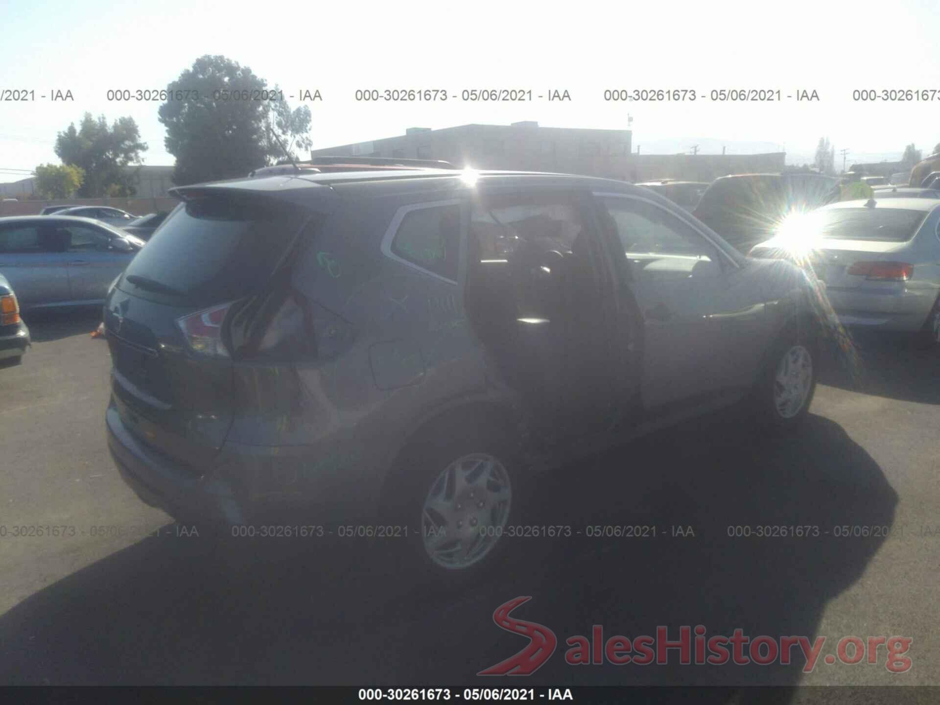 5N1AT2MT9GC840679 2016 NISSAN ROGUE