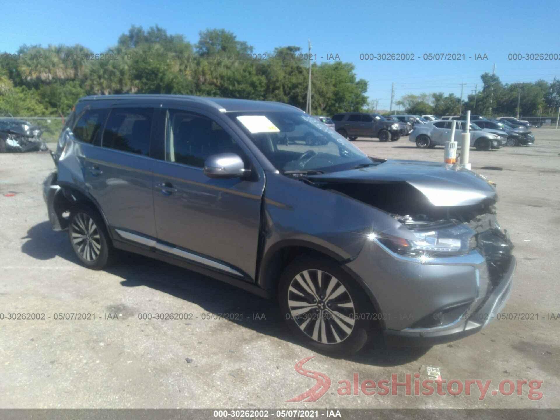 JA4AZ3A30LZ017301 2020 MITSUBISHI OUTLANDER