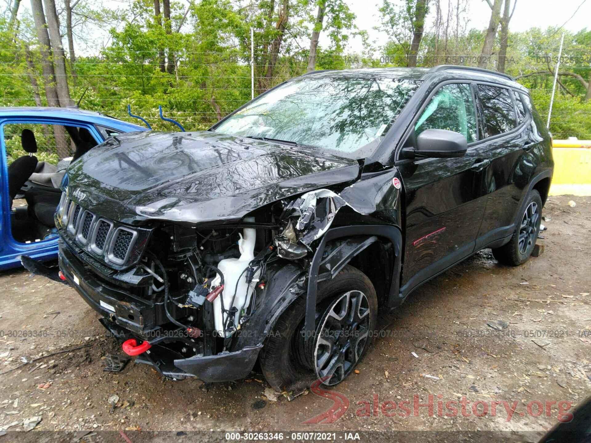 3C4NJDDB5KT639017 2019 JEEP COMPASS