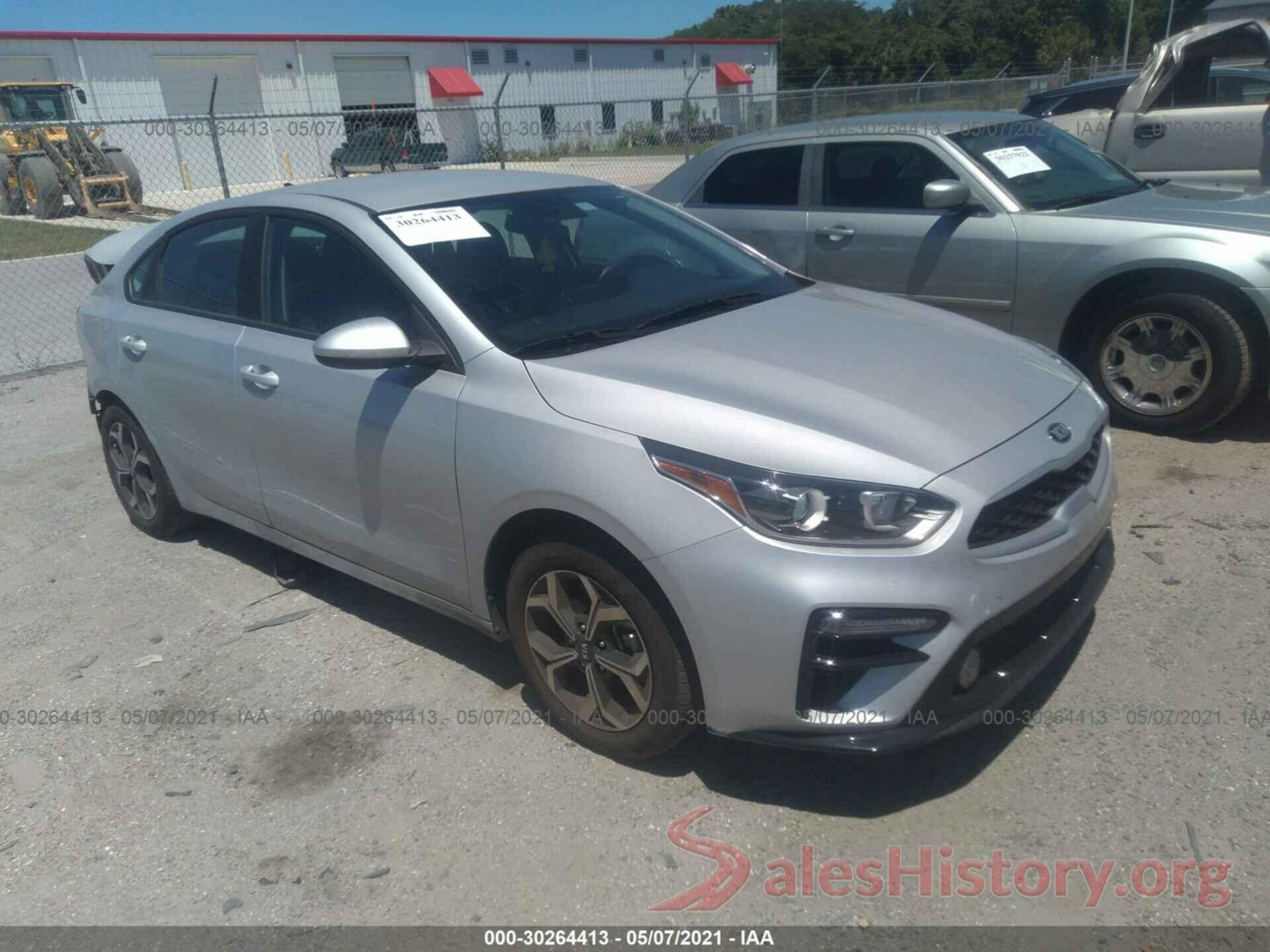 3KPF24AD8ME290904 2021 KIA FORTE