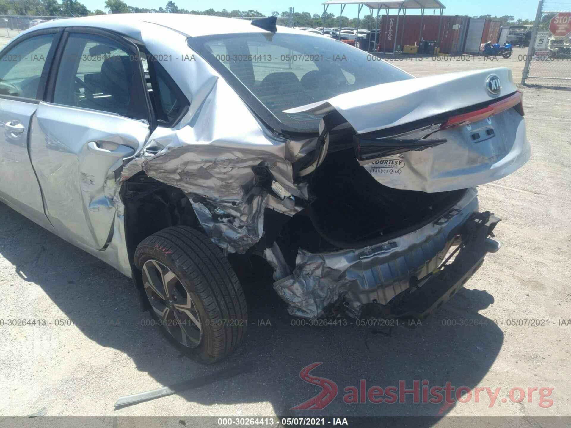 3KPF24AD8ME290904 2021 KIA FORTE