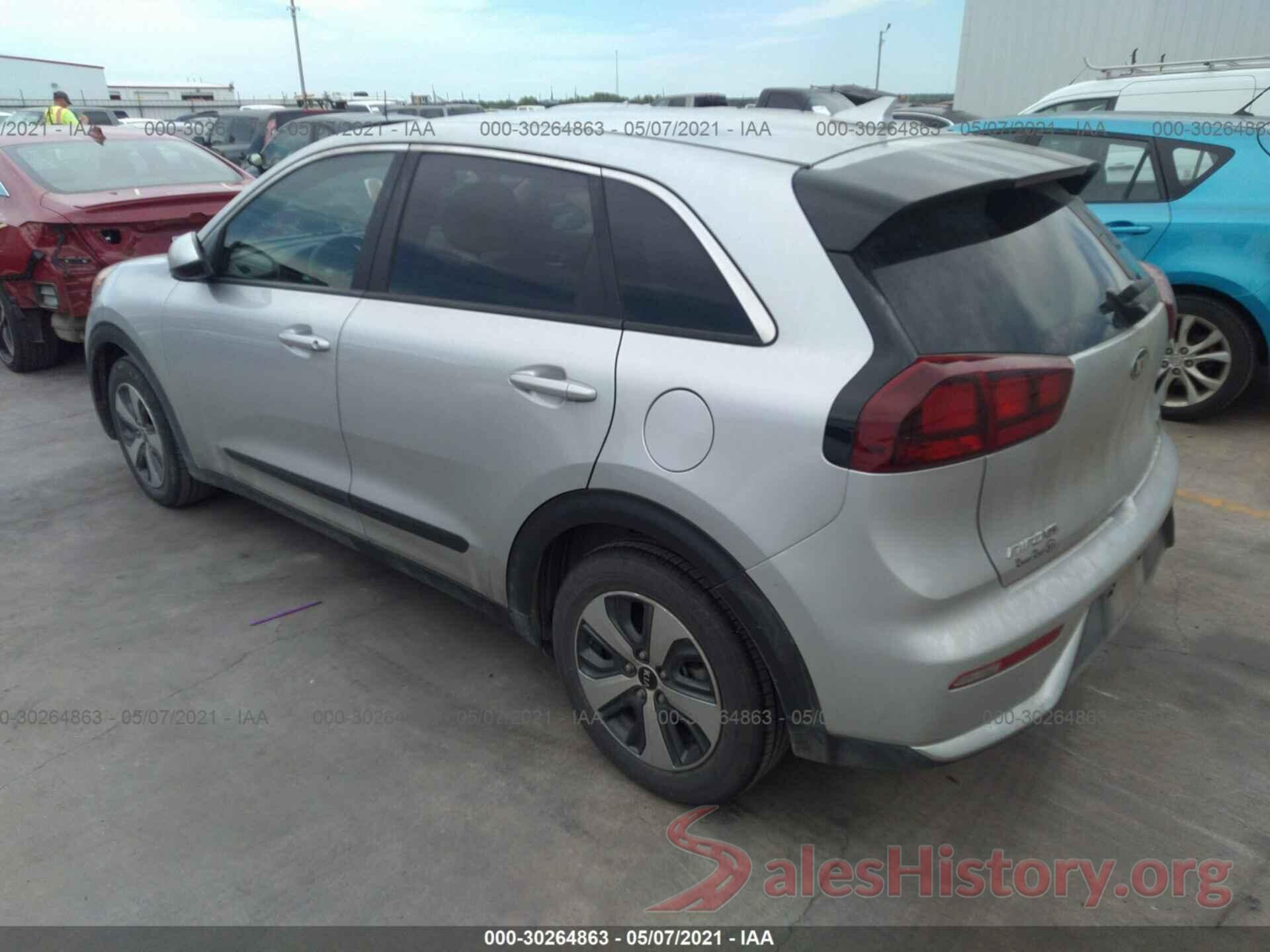 KNDCB3LC4J5123514 2018 KIA NIRO