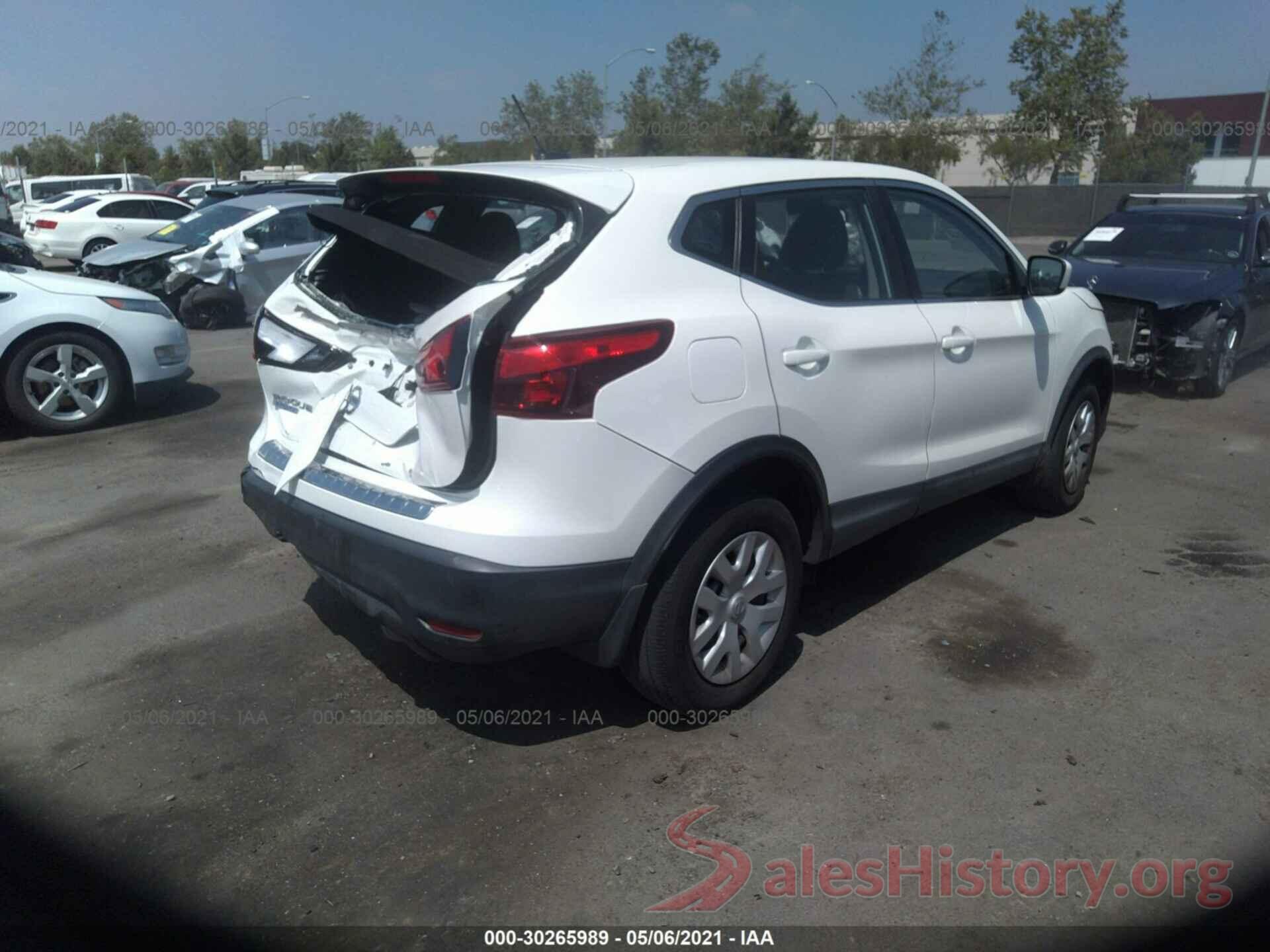 JN1BJ1CP6HW003890 2017 NISSAN ROGUE SPORT