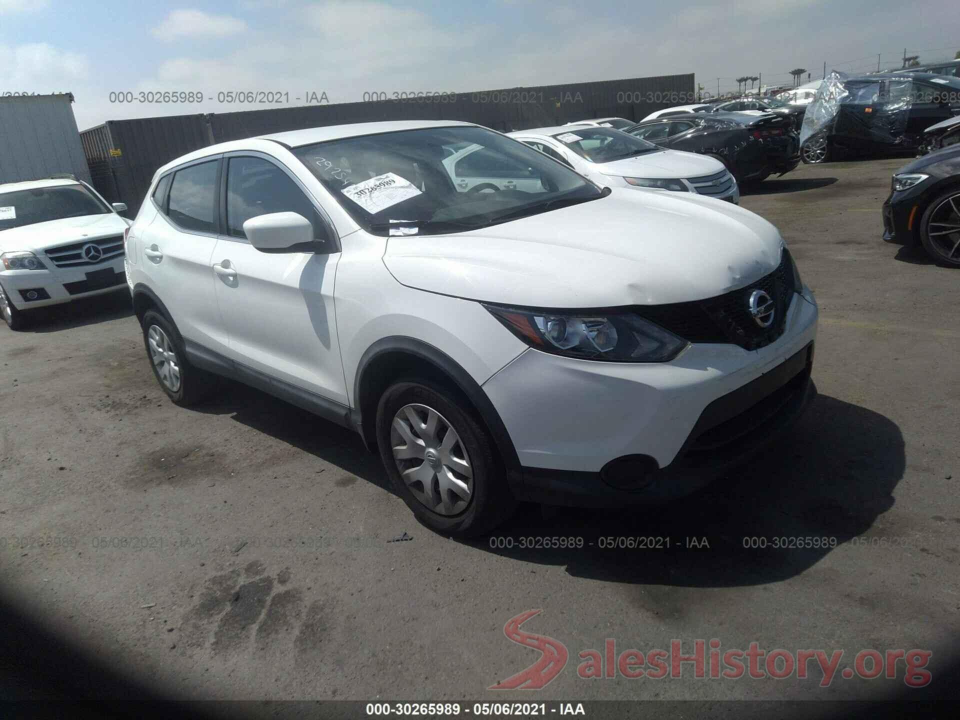 JN1BJ1CP6HW003890 2017 NISSAN ROGUE SPORT