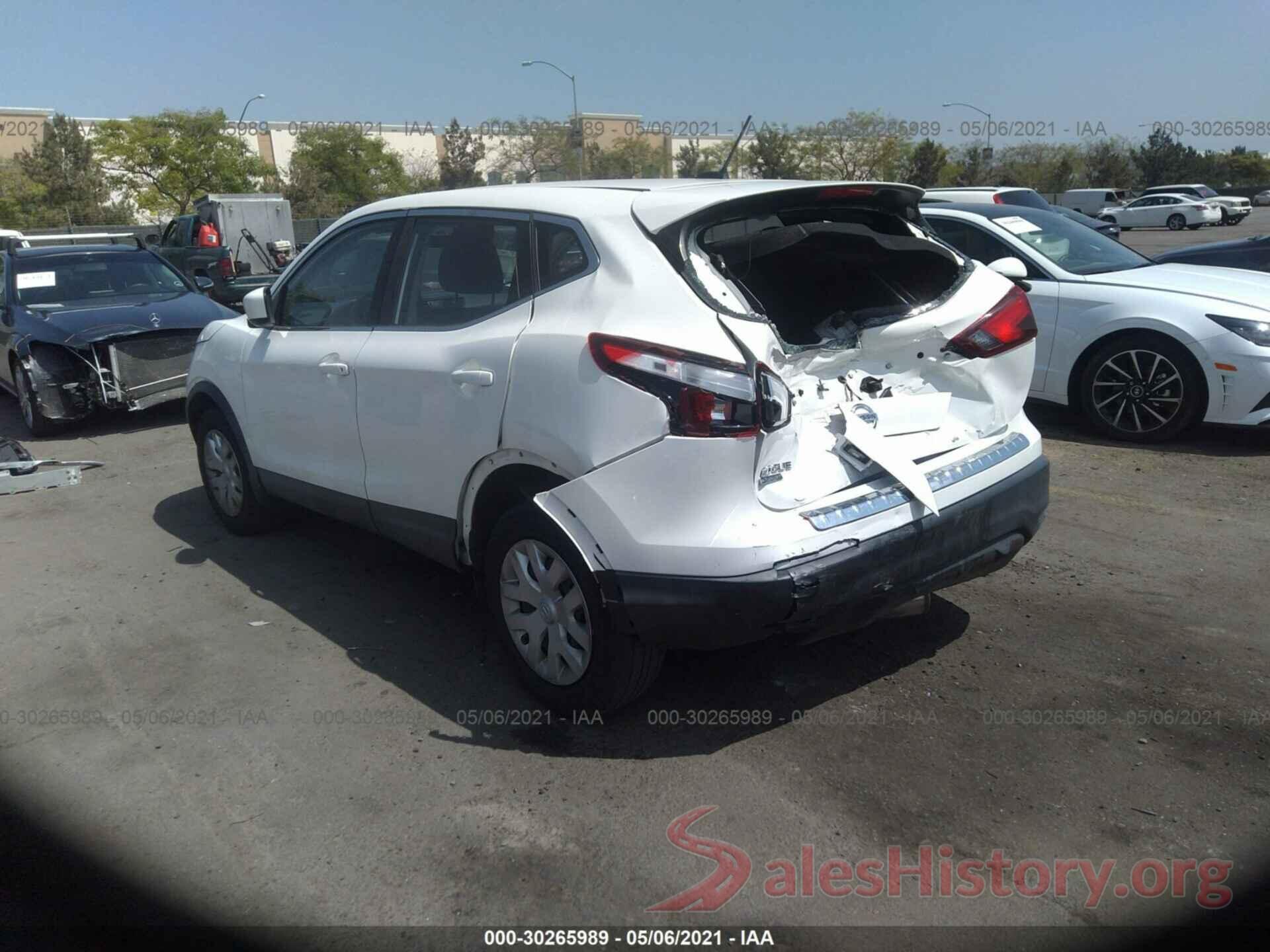 JN1BJ1CP6HW003890 2017 NISSAN ROGUE SPORT