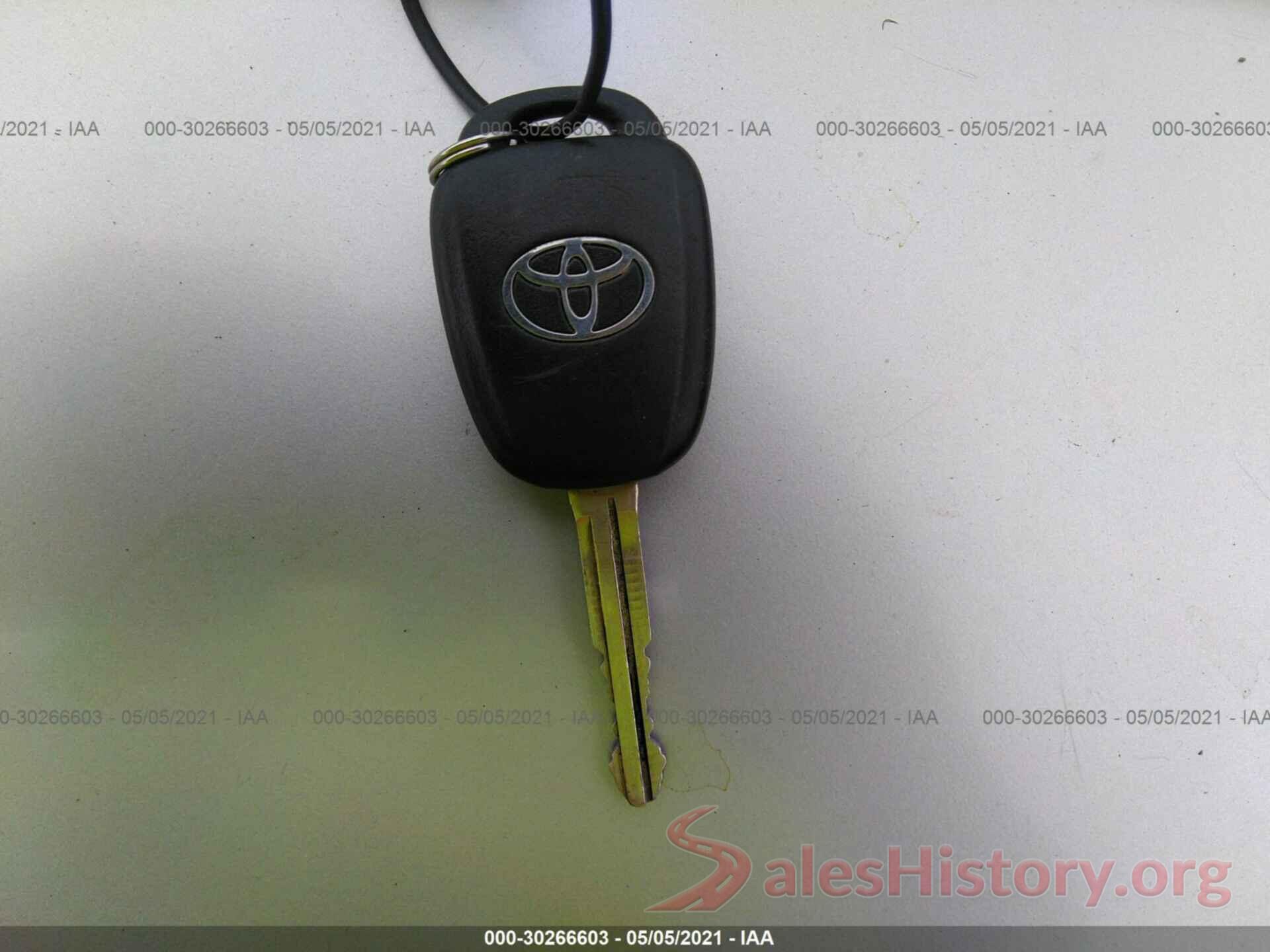 2T3ZFREV0JW445057 2018 TOYOTA RAV4