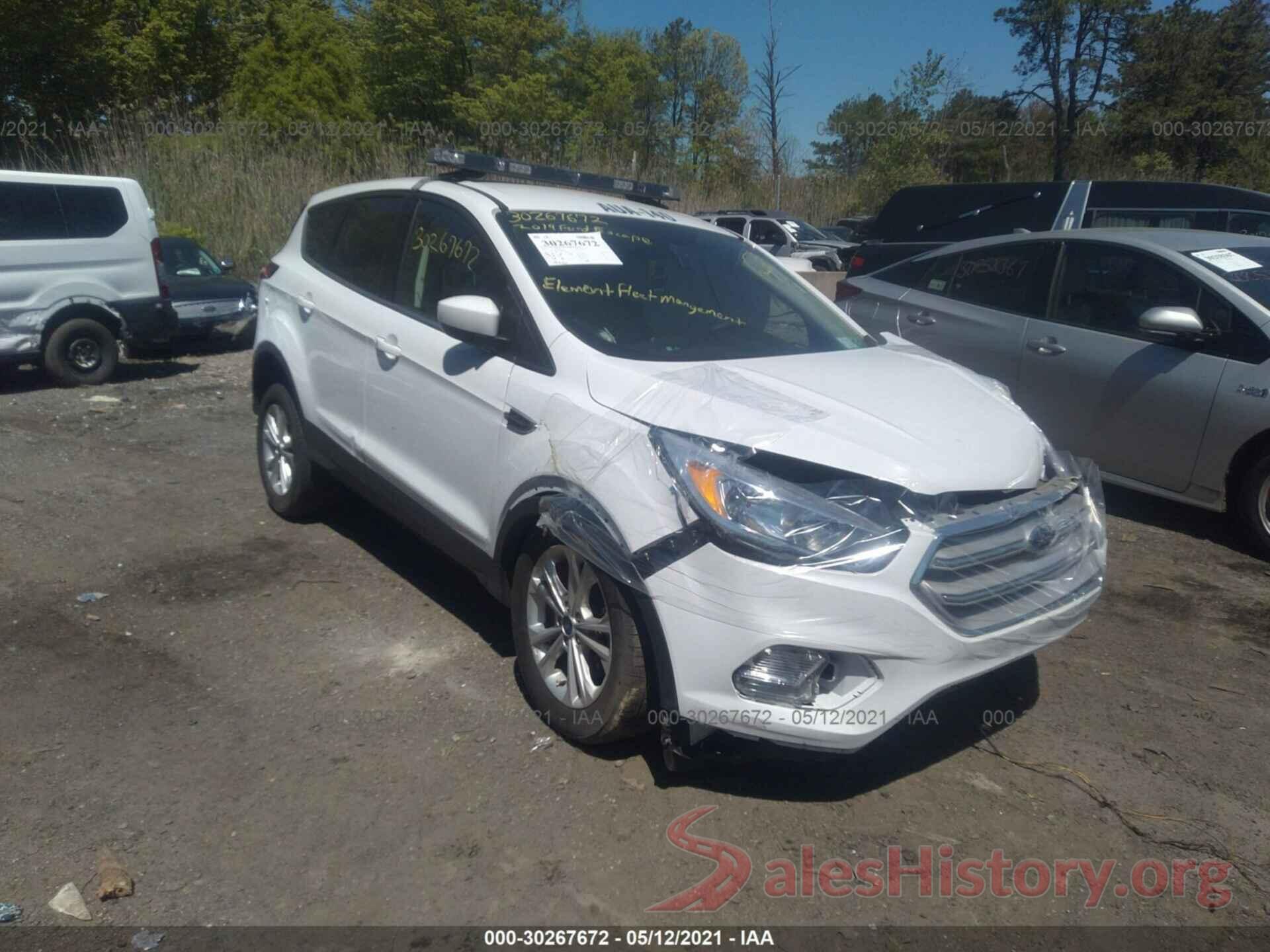 1FMCU9GD8KUA85675 2019 FORD ESCAPE