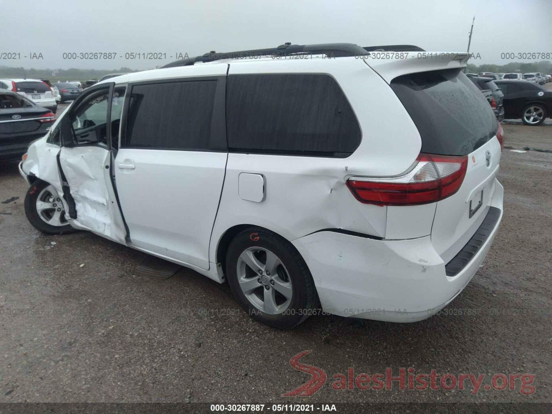 5TDKZ3DC2HS845655 2017 TOYOTA SIENNA