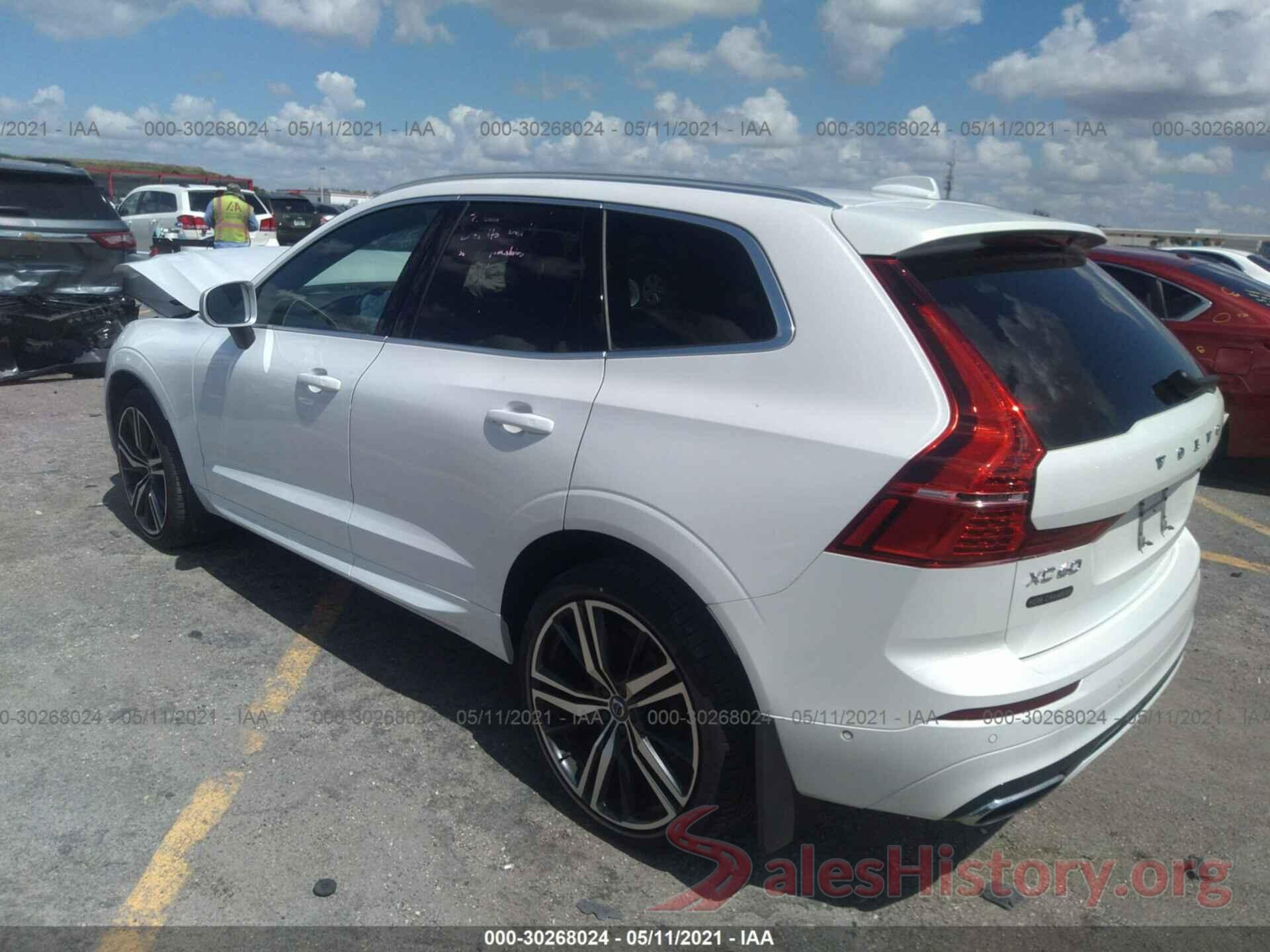 LYVA22RM9KB218377 2019 VOLVO XC60